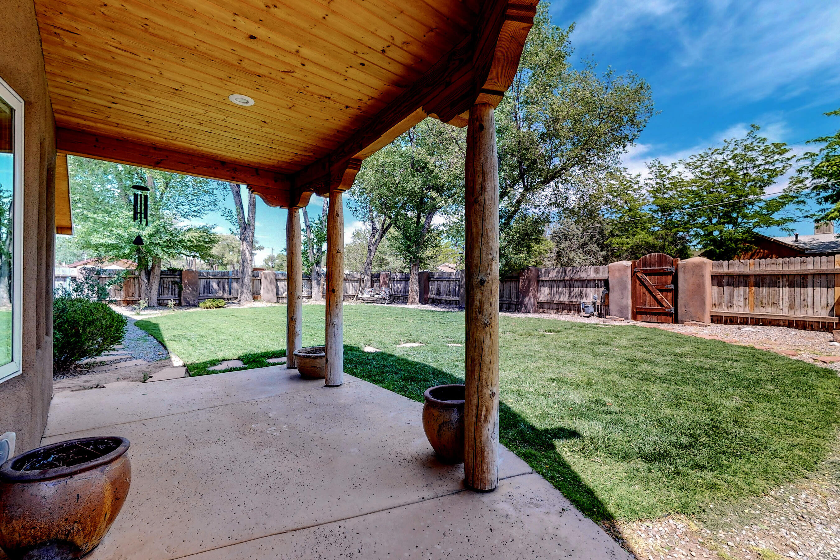 9705 GUADALUPE Trail NW