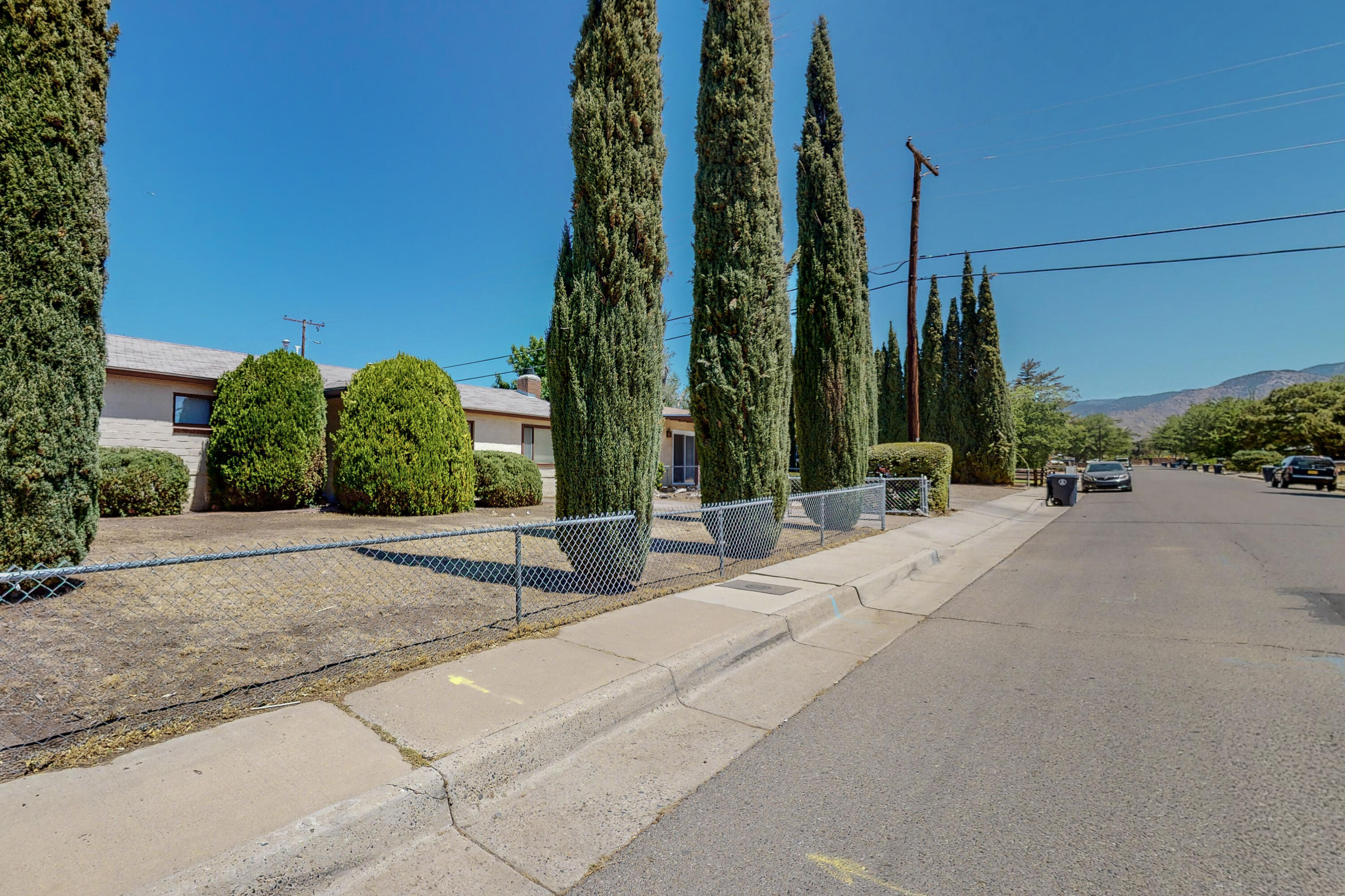 9405 WOODLAND Avenue NE