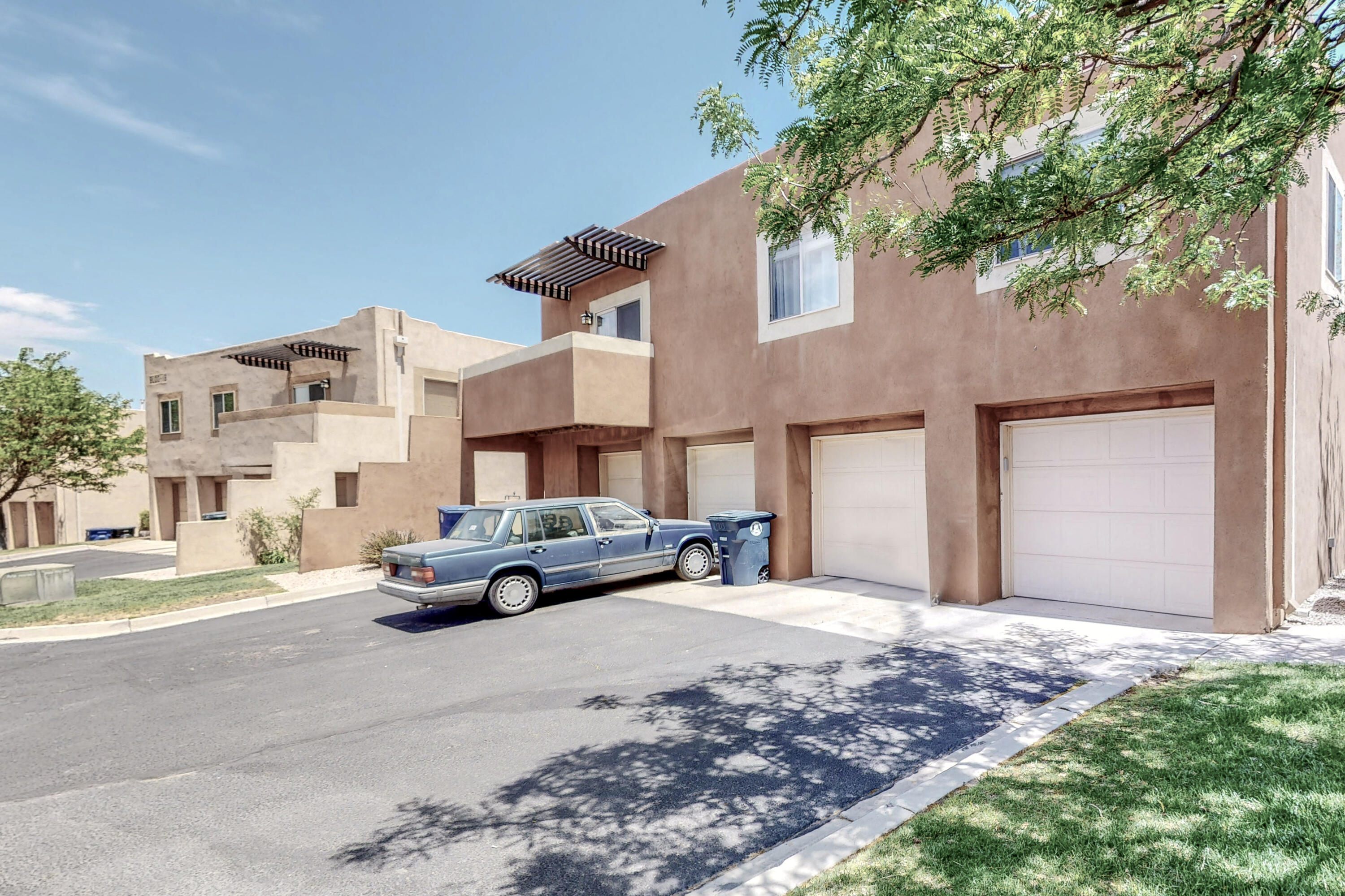 4801 IRVING Boulevard NW Unit: 1702