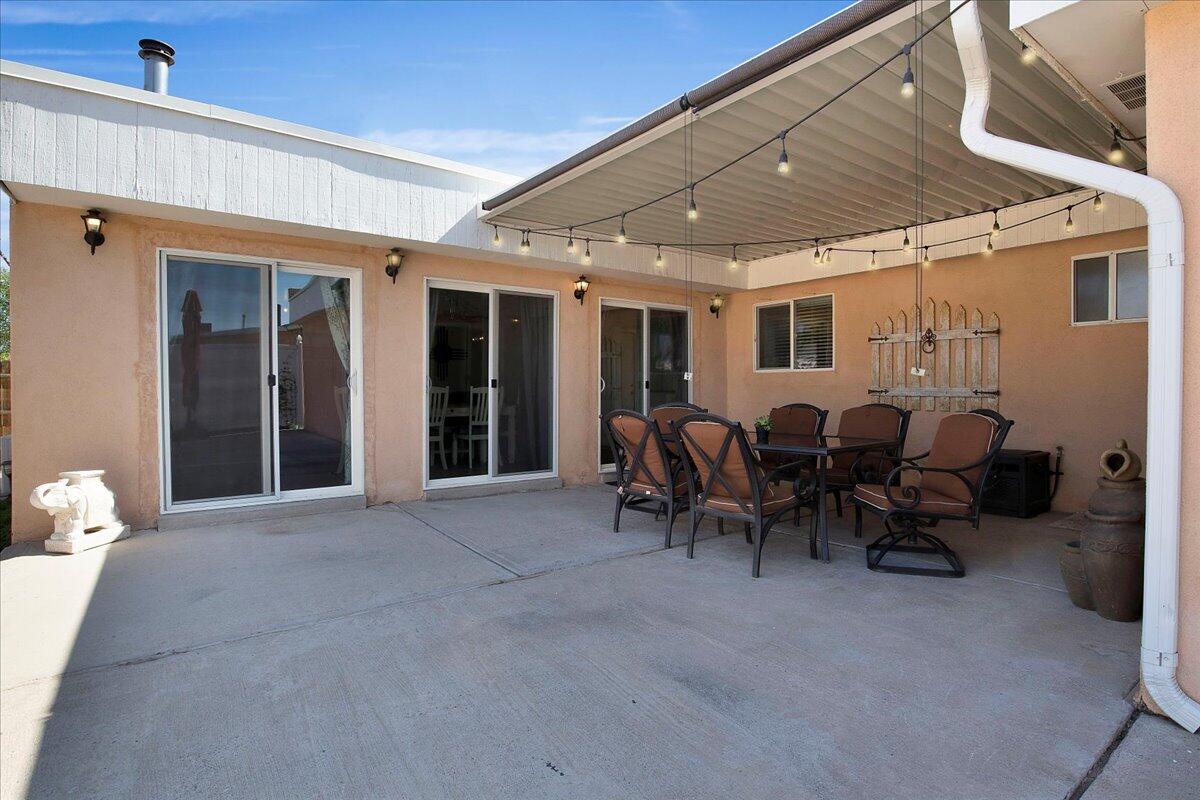5117 CAMINO VISTA NW