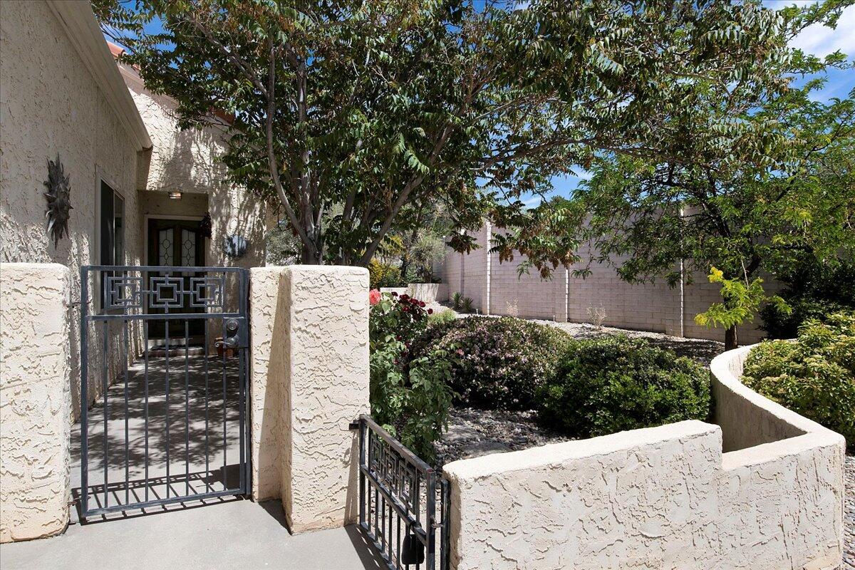 6300 DORADO BEACH NE