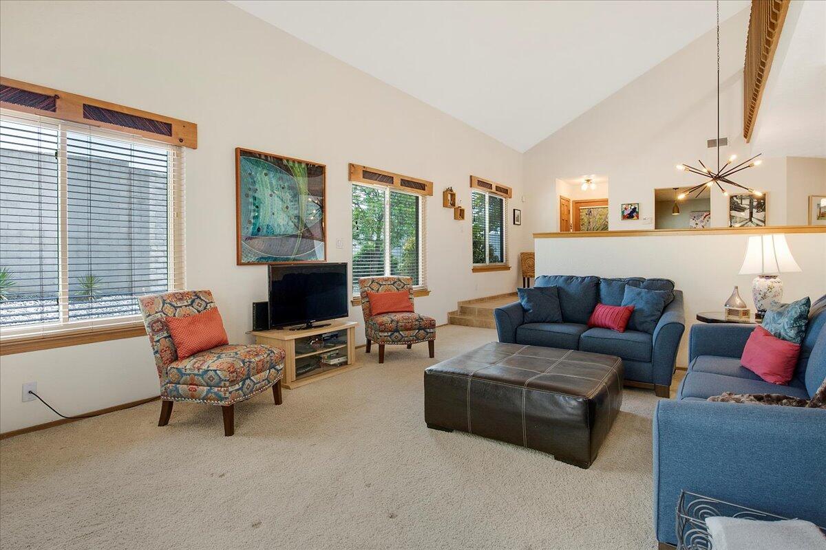 6300 DORADO BEACH NE