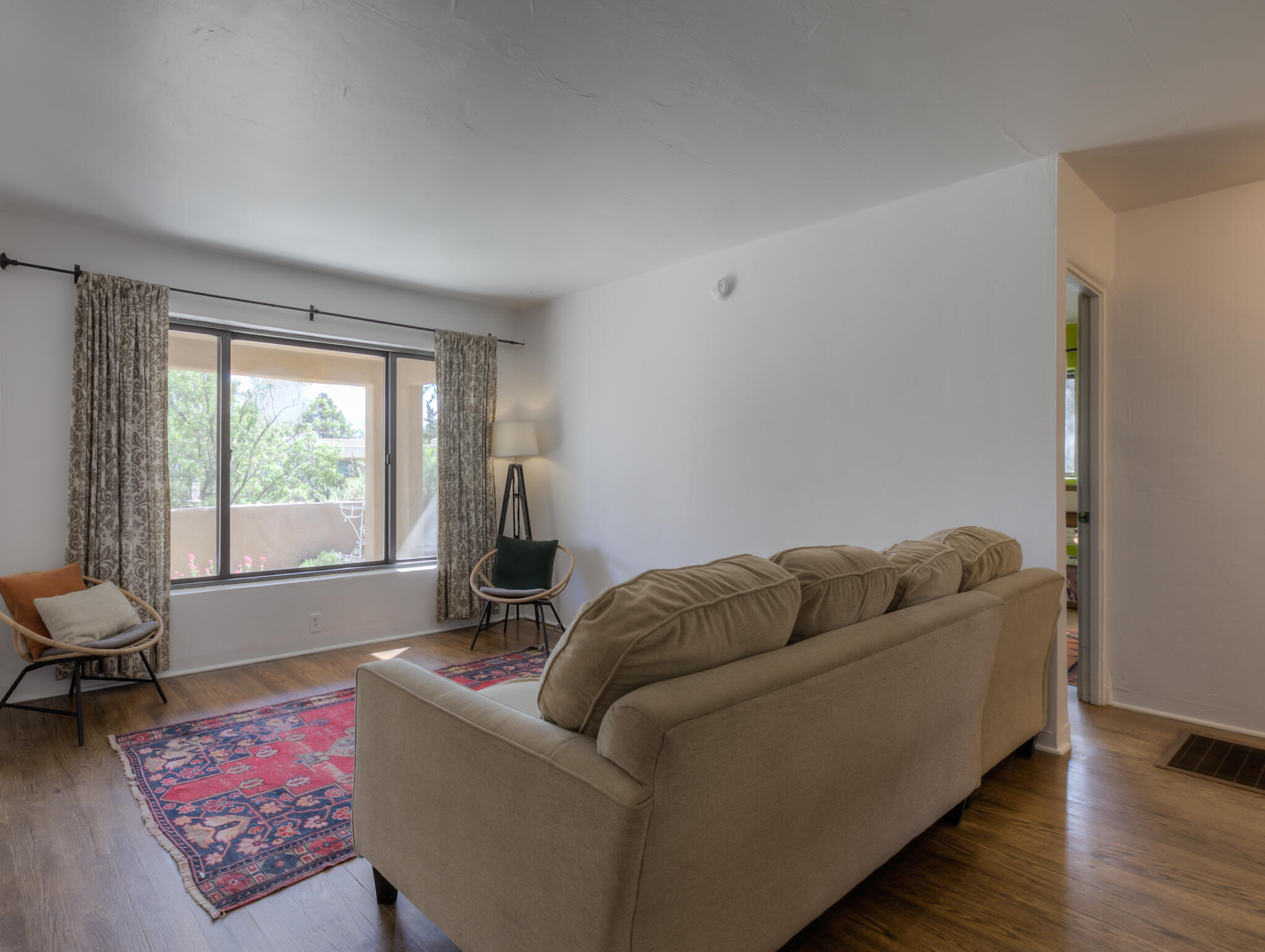 1033 QUINCY Street SE