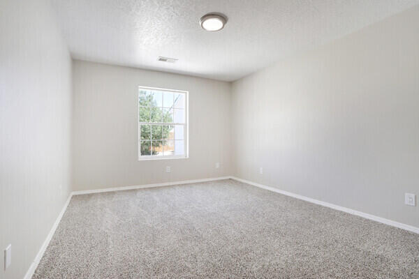 2042 Vista Hill N Loop