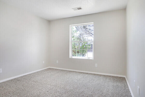 2042 Vista Hill N Loop