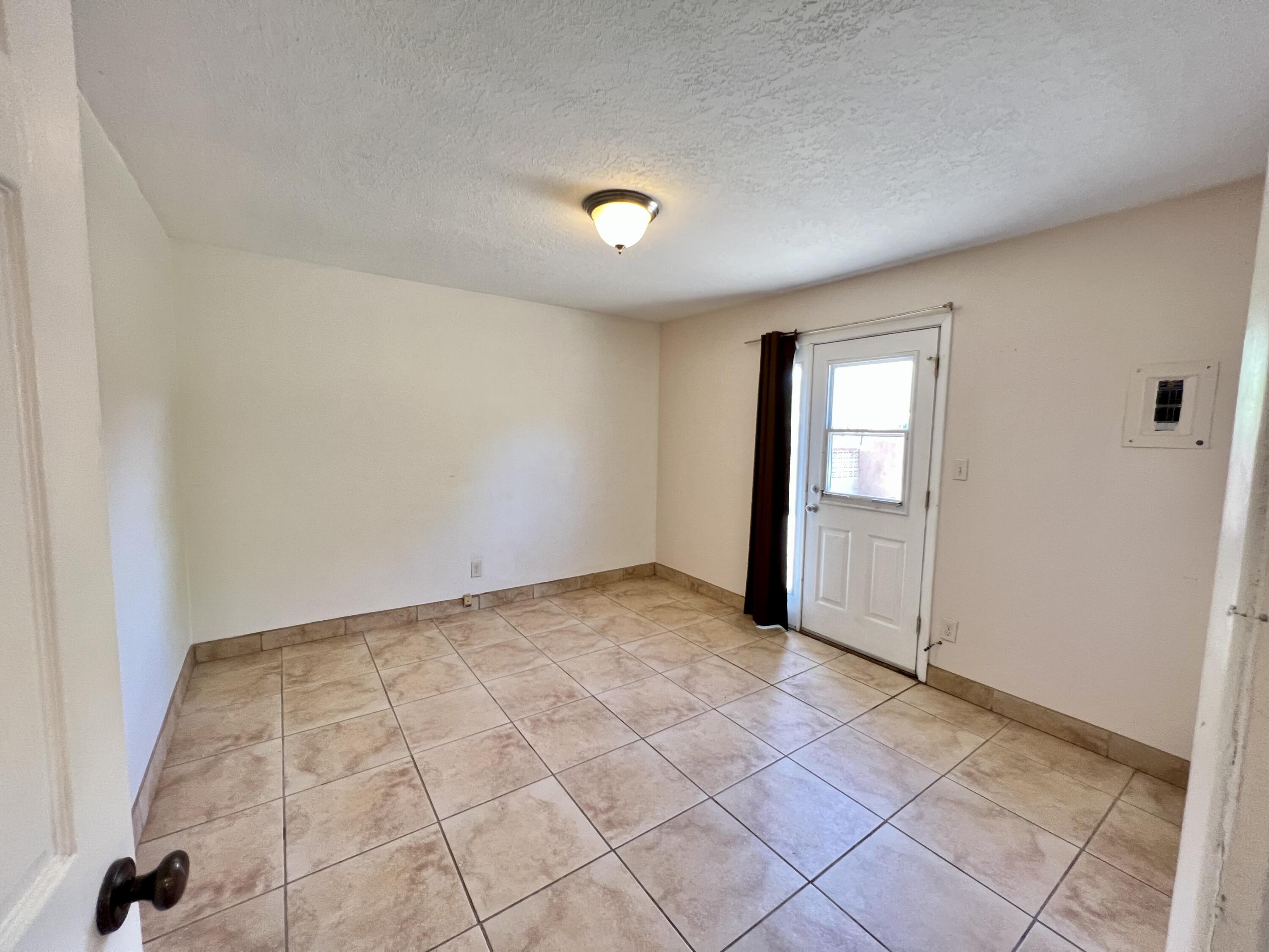 185 CALLE DEL NORTE