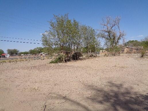 735 N BOSQUE Loop