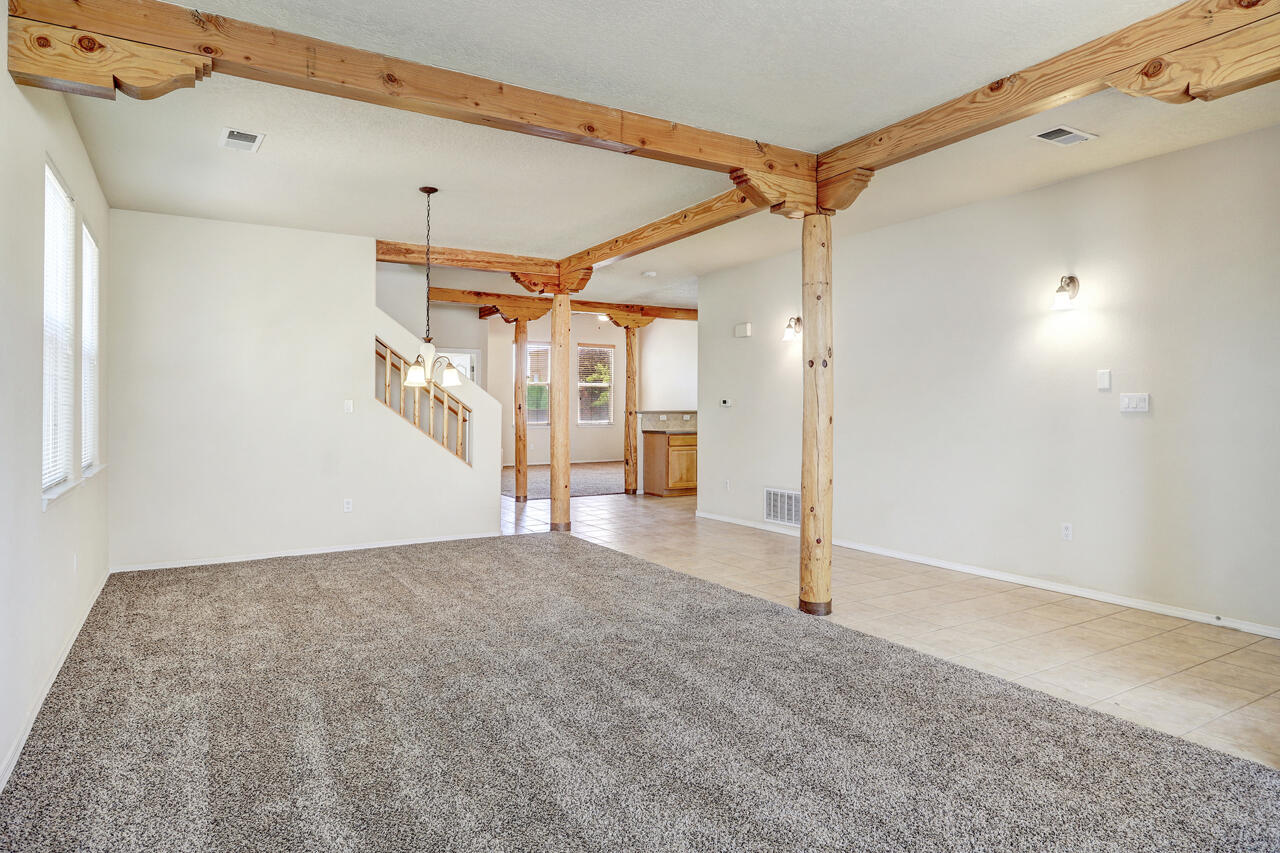 8924 WINNCREST Trail NW