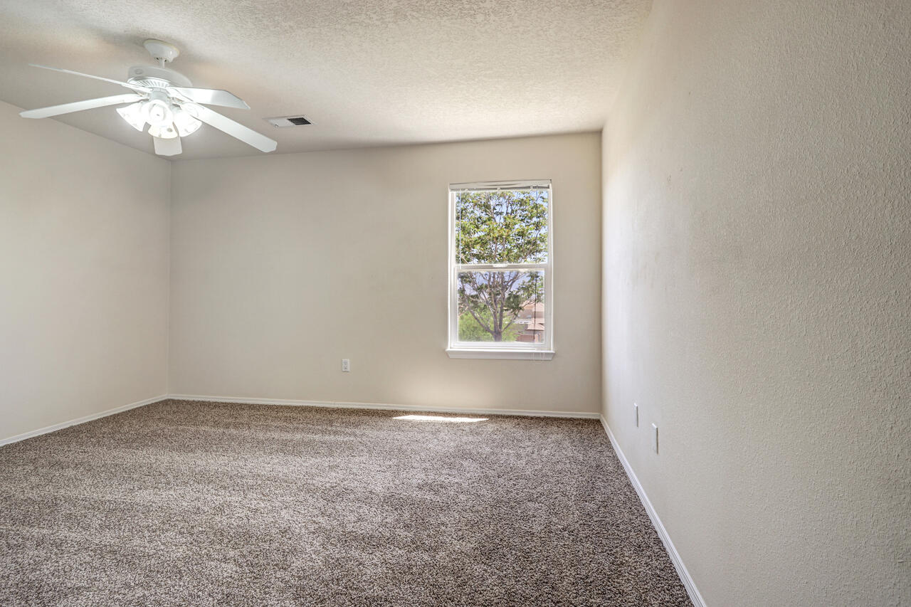 8924 WINNCREST Trail NW