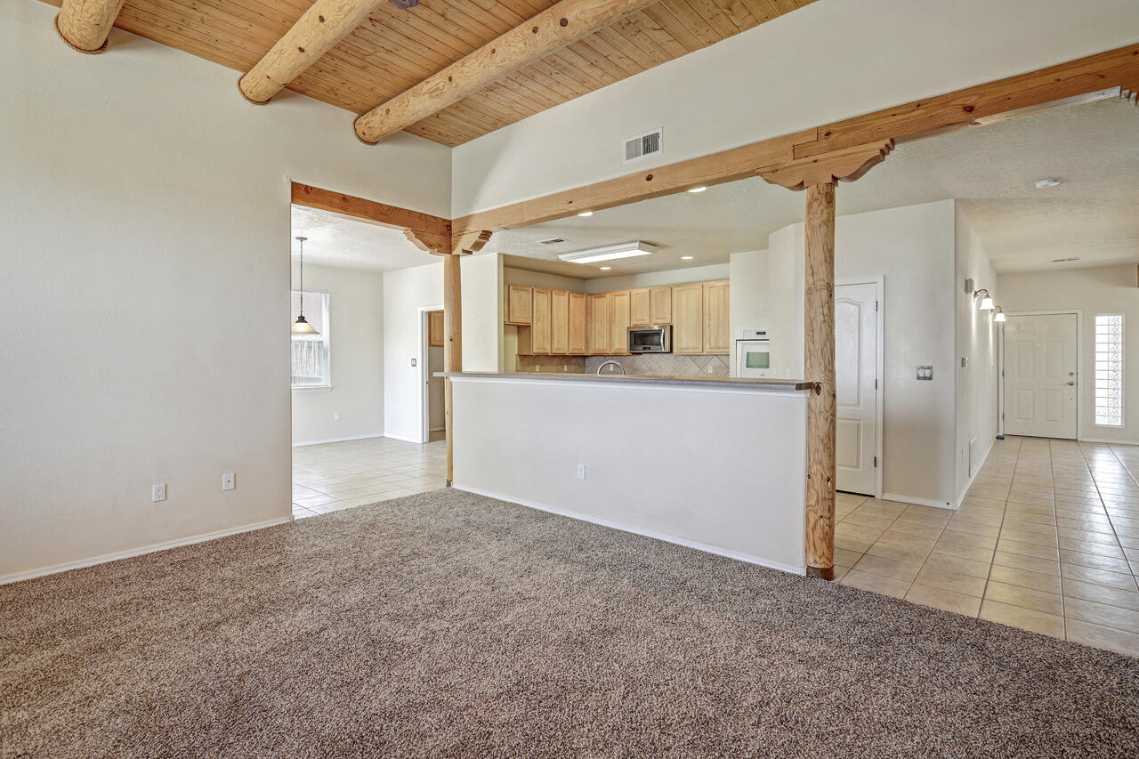 8924 WINNCREST Trail NW