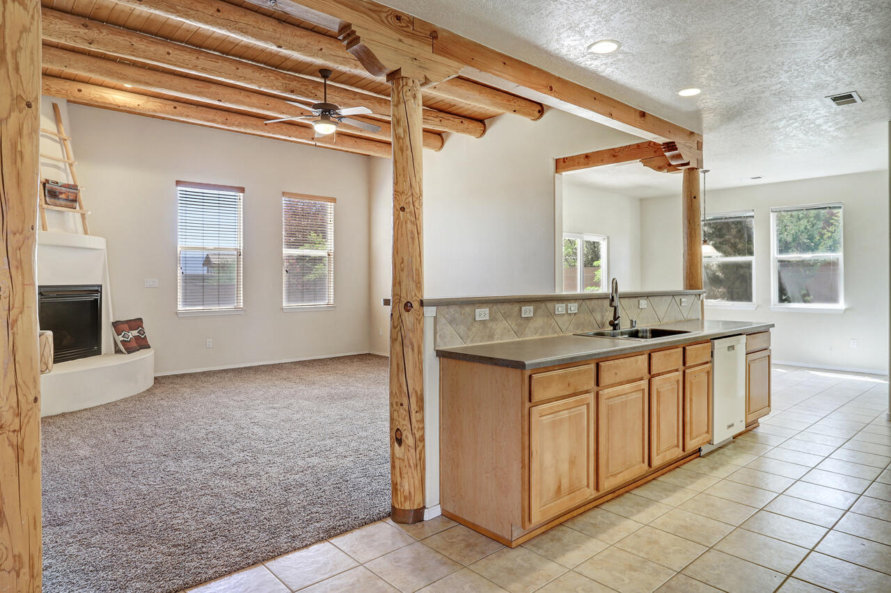 8924 WINNCREST Trail NW