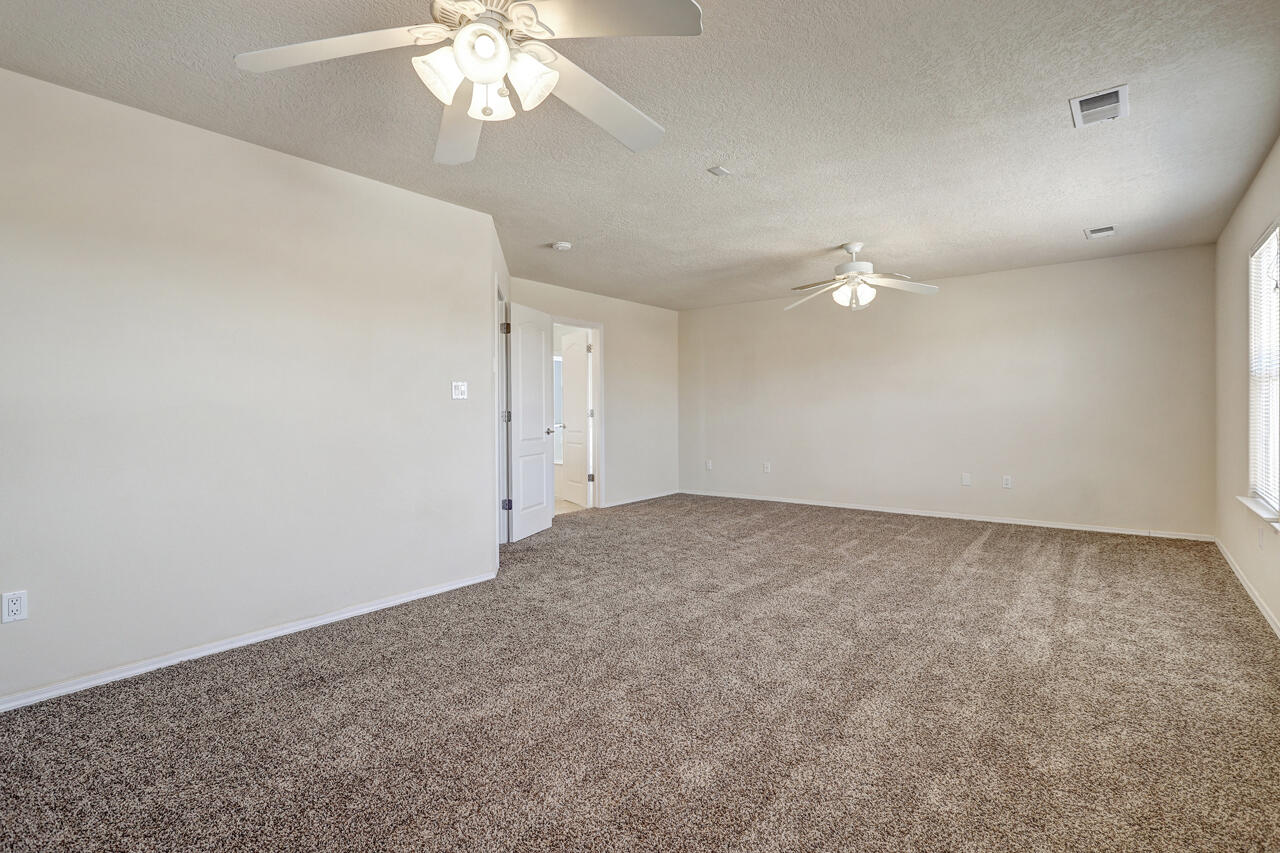 8924 WINNCREST Trail NW