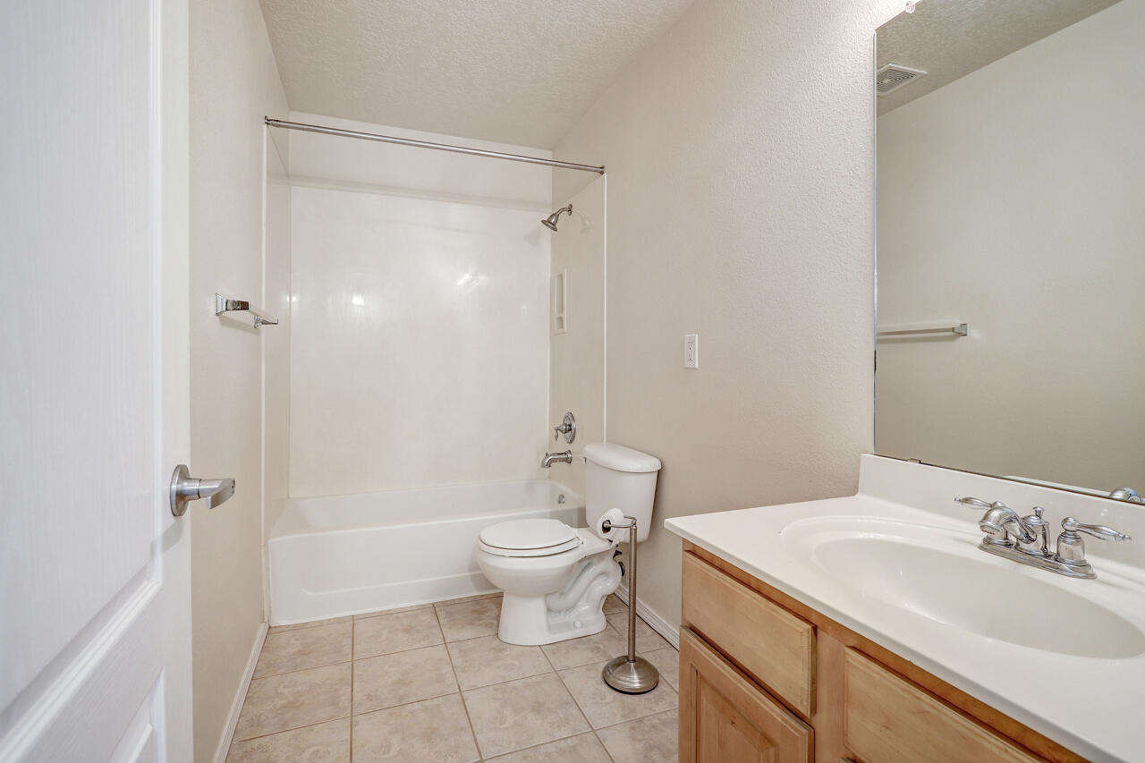 8924 WINNCREST Trail NW