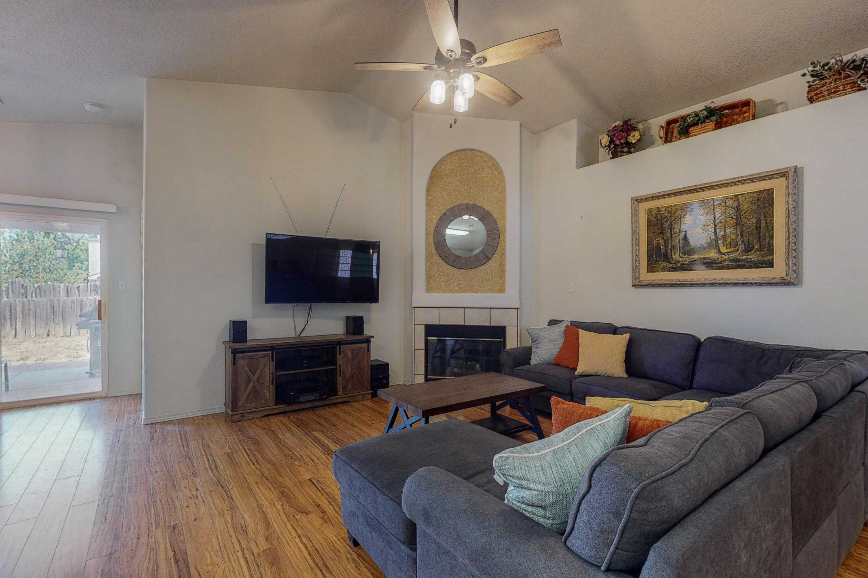 644 MORNING MEADOWS Drive NE