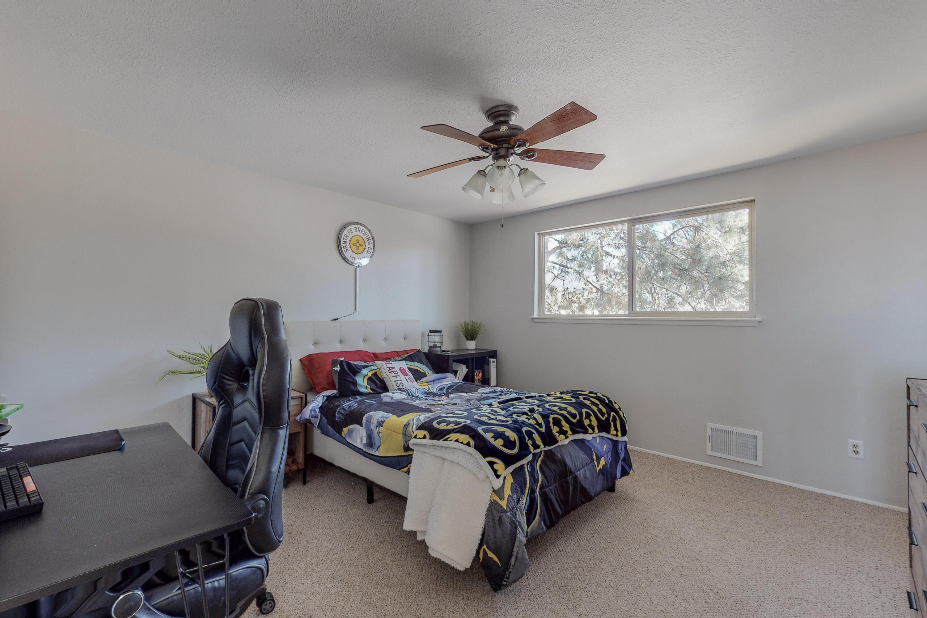 4509 Dona Marguerita Avenue NE