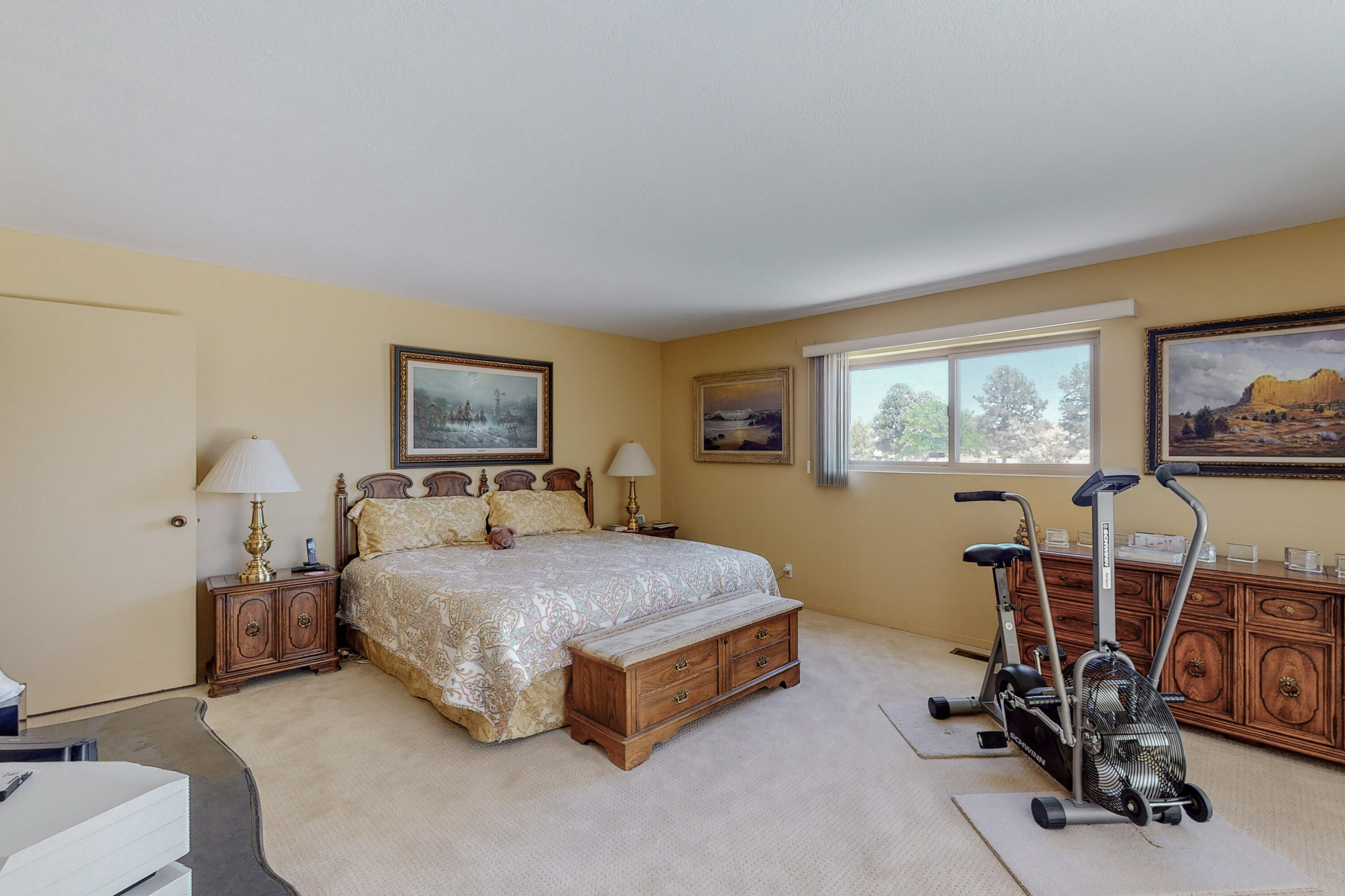 5095 FAIRFAX Drive NW