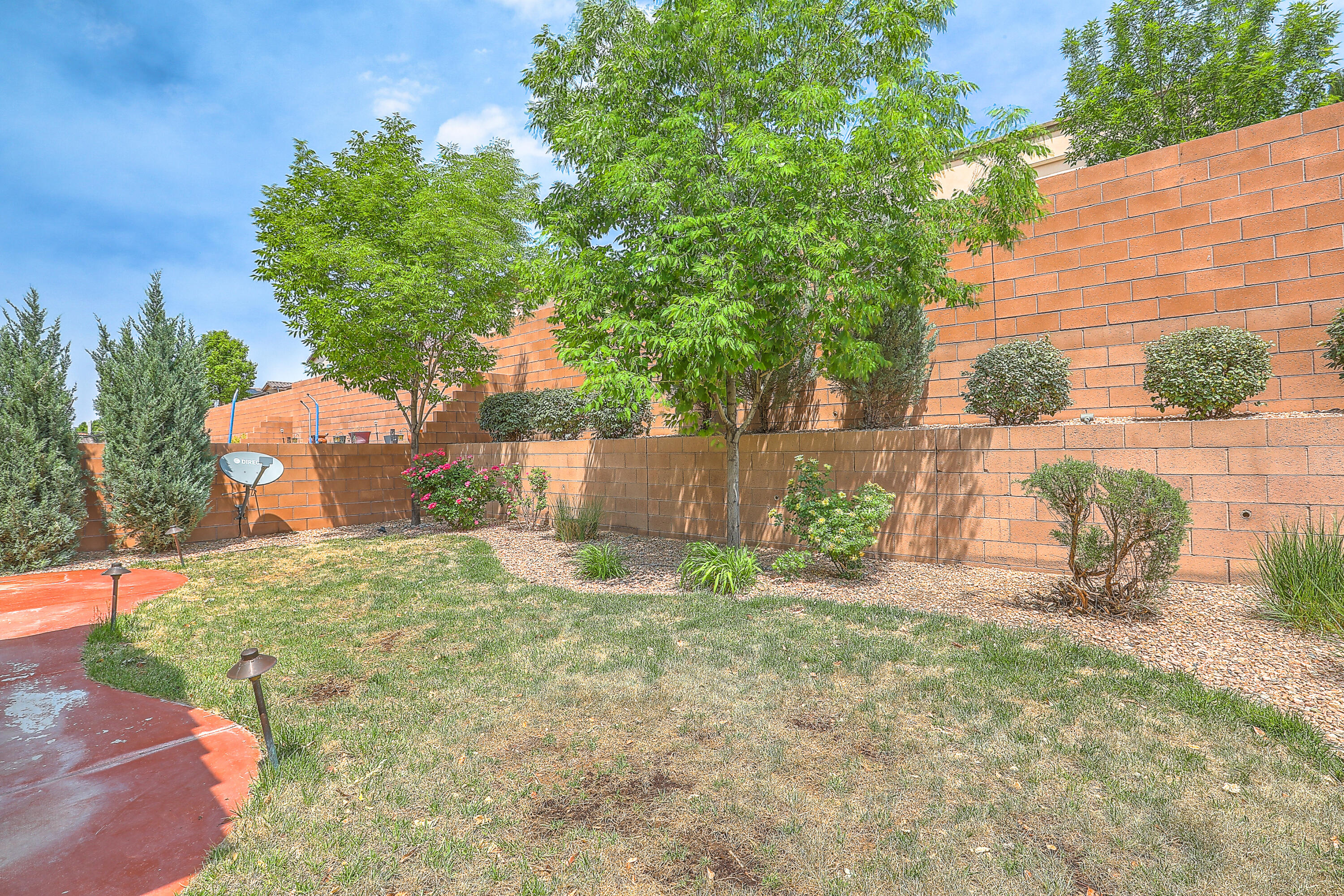2032 MAYWOOD Lane SE