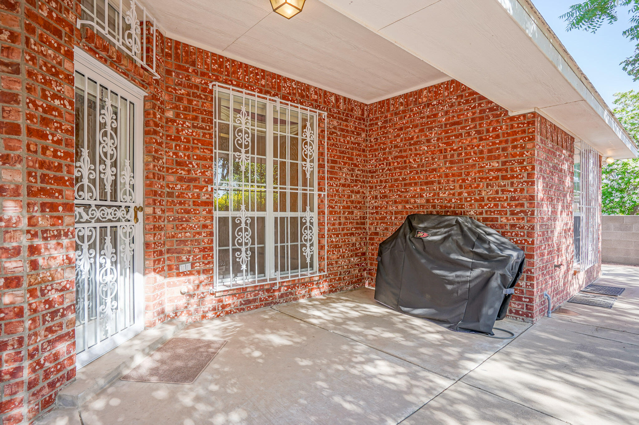 1135 Salinas Street SE