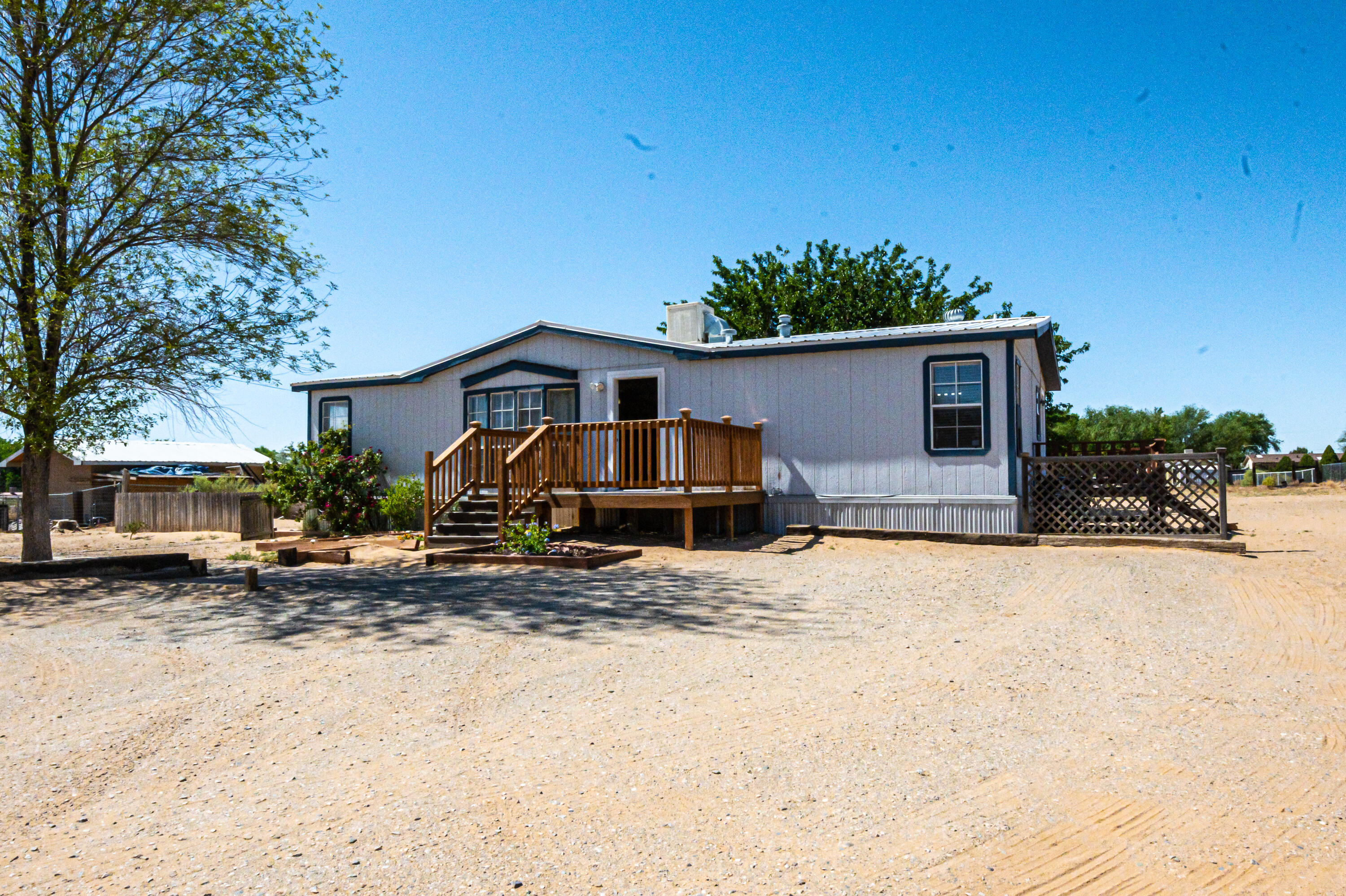 1455 MARILYN Drive