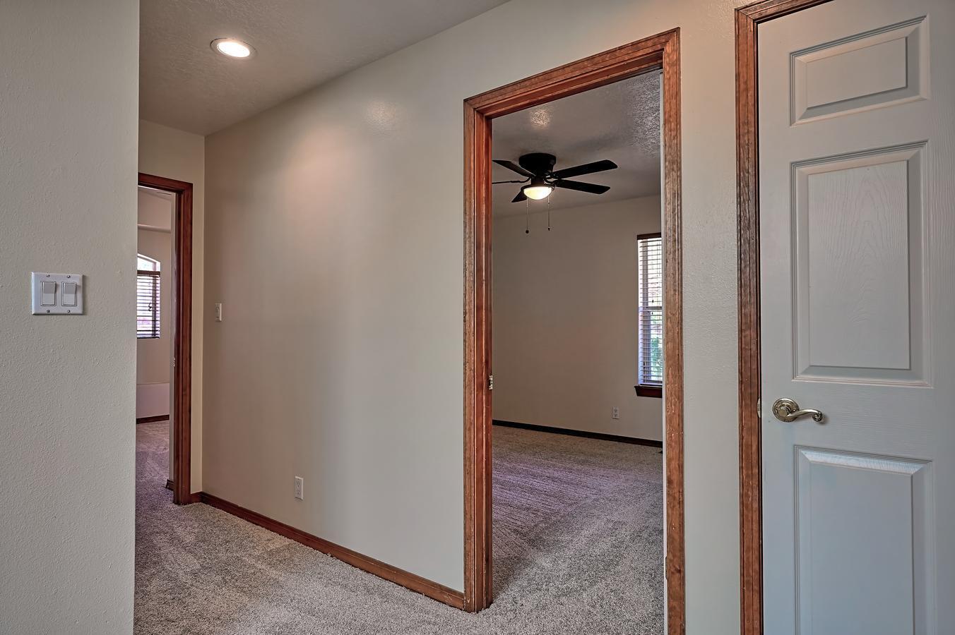 8810 GREENARBOR Road NE