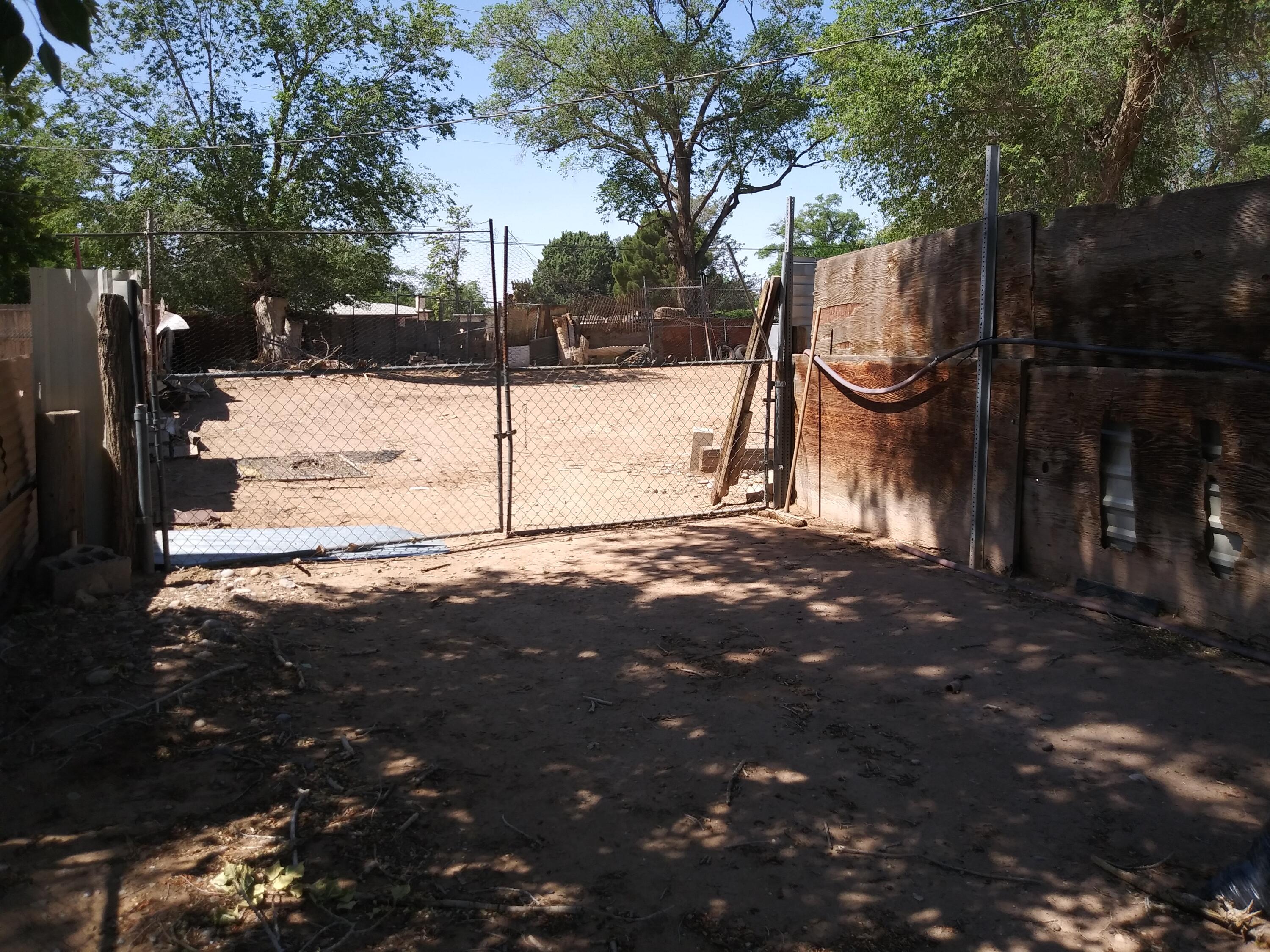 2506 ROSENDO GARCIA Road SW