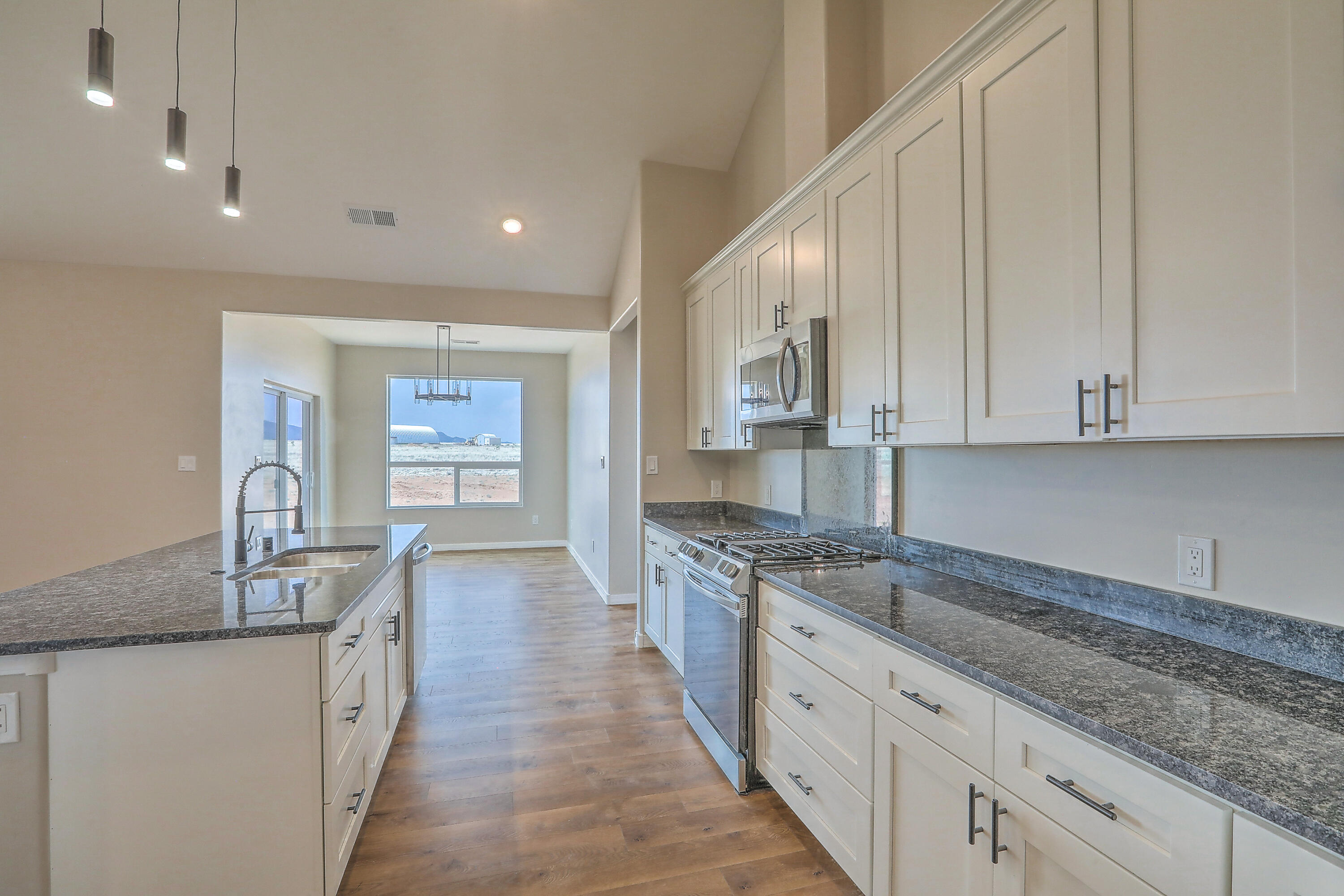 17 BRAYDEN Court