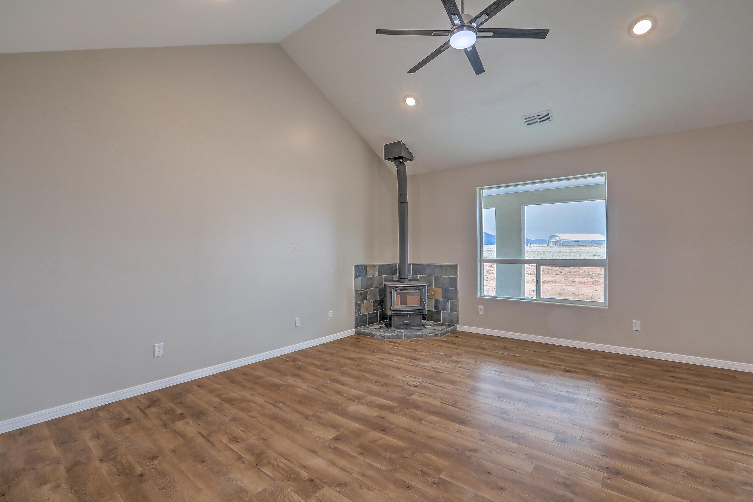 17 BRAYDEN Court