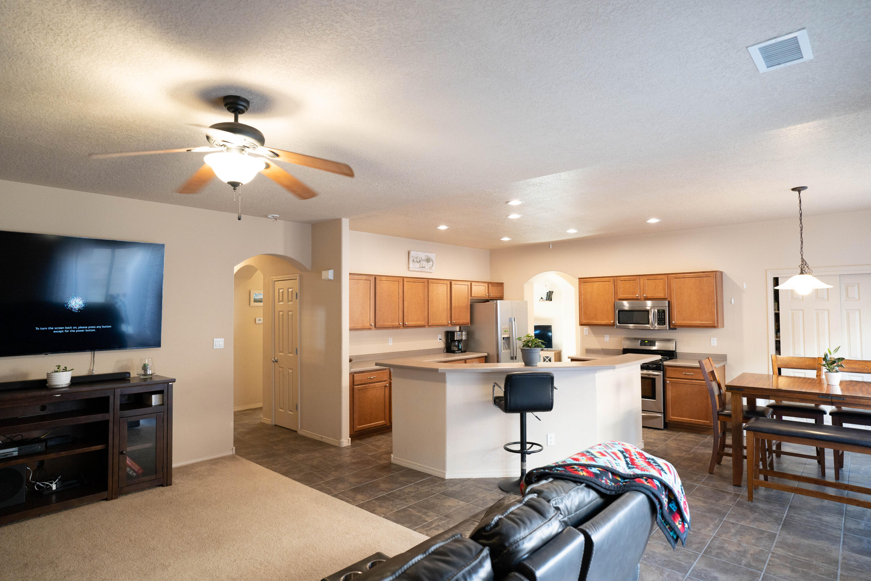 1212 MIRADOR Loop NE