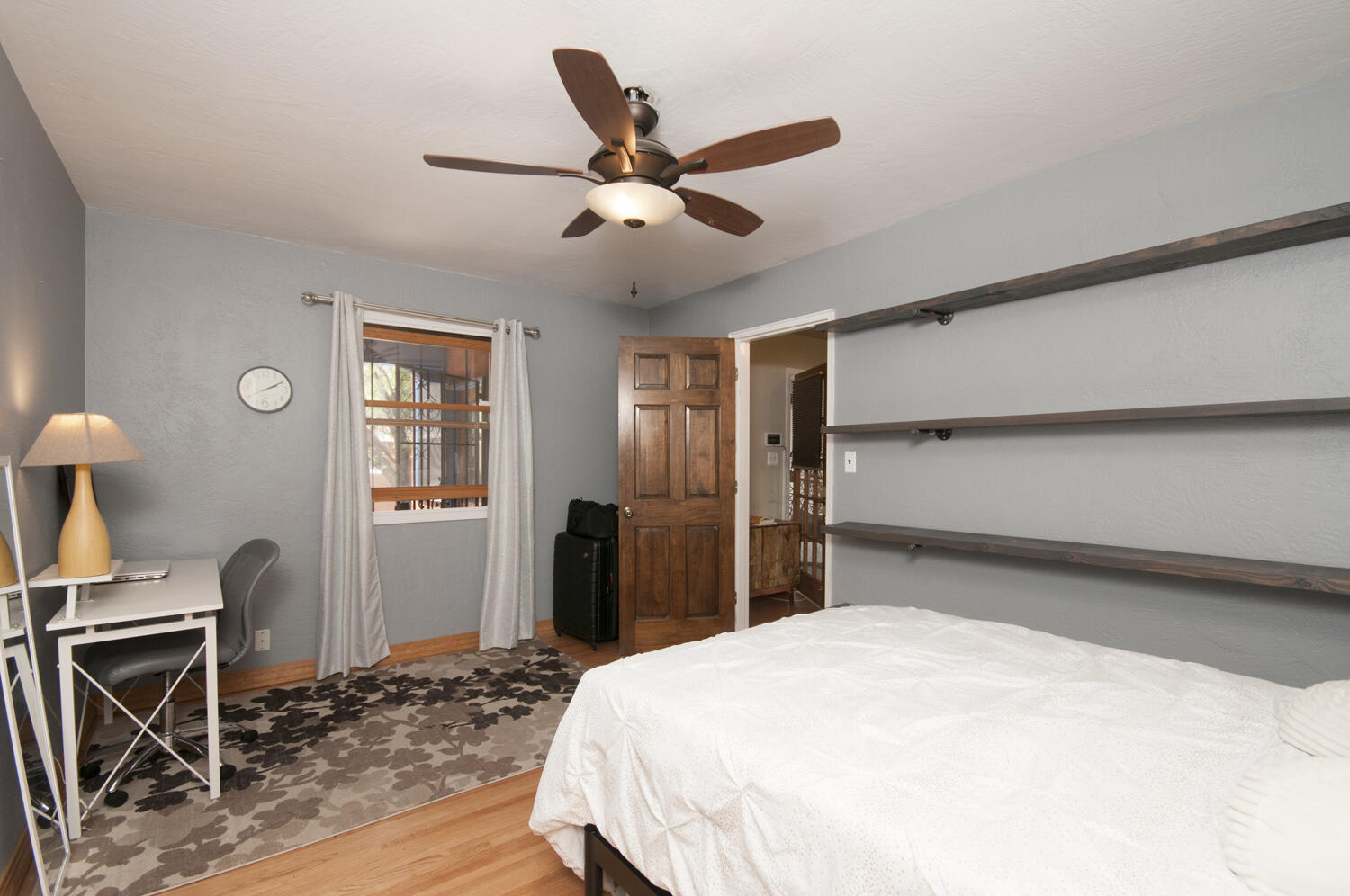 424 Montclaire Drive SE