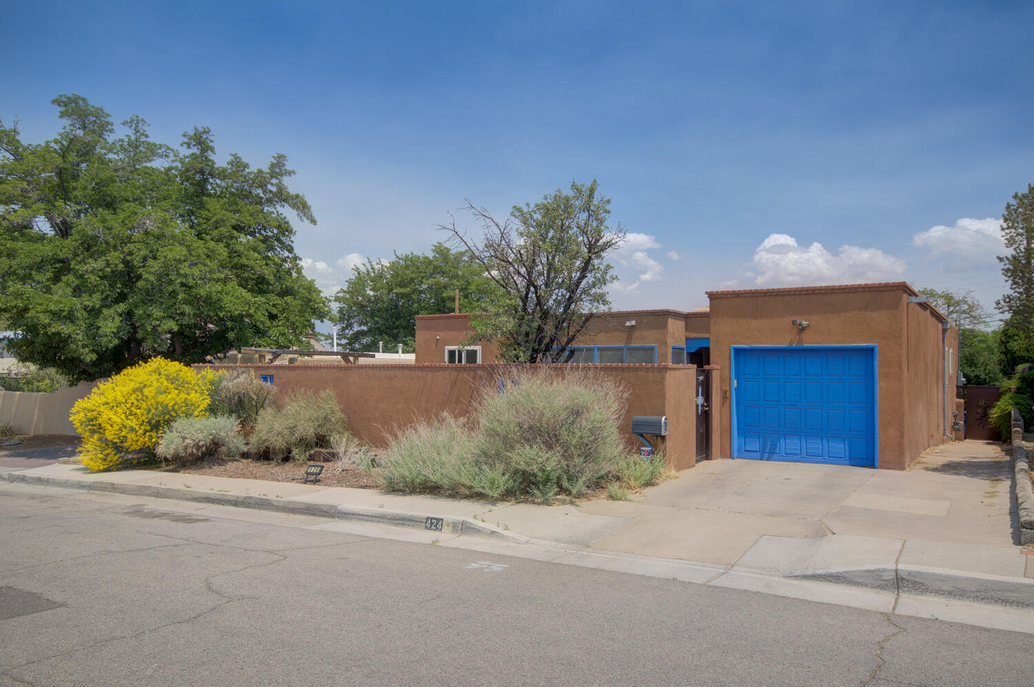 424 Montclaire Drive SE