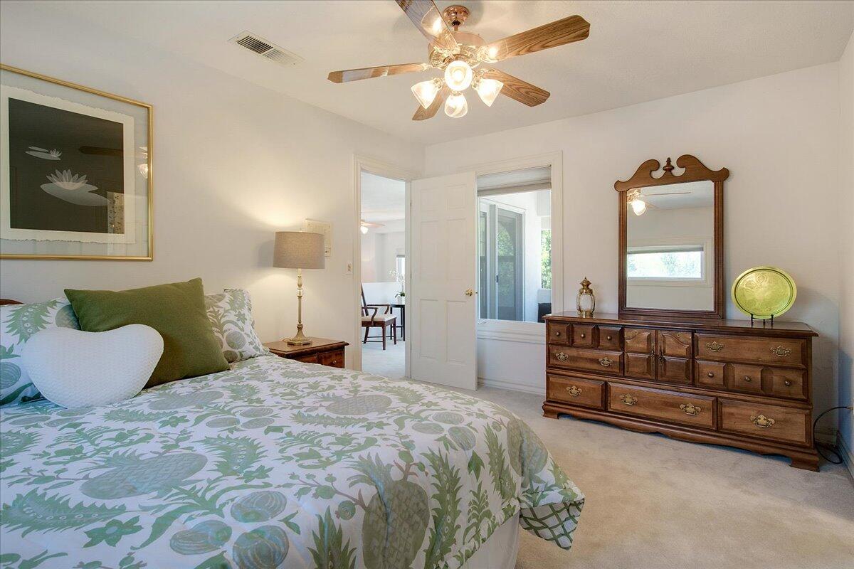 11113 COUNTRY CLUB Drive NE