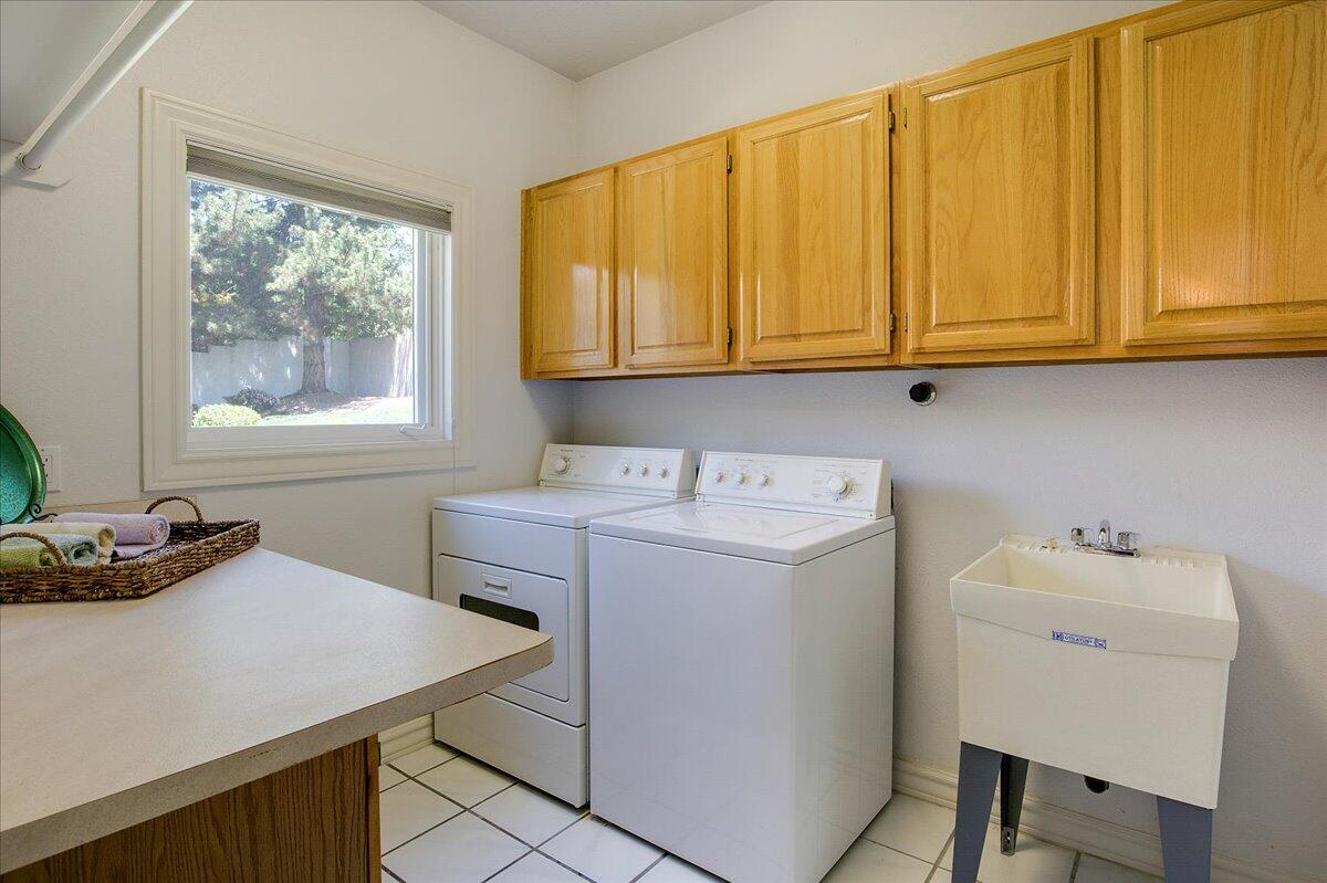 11113 COUNTRY CLUB Drive NE