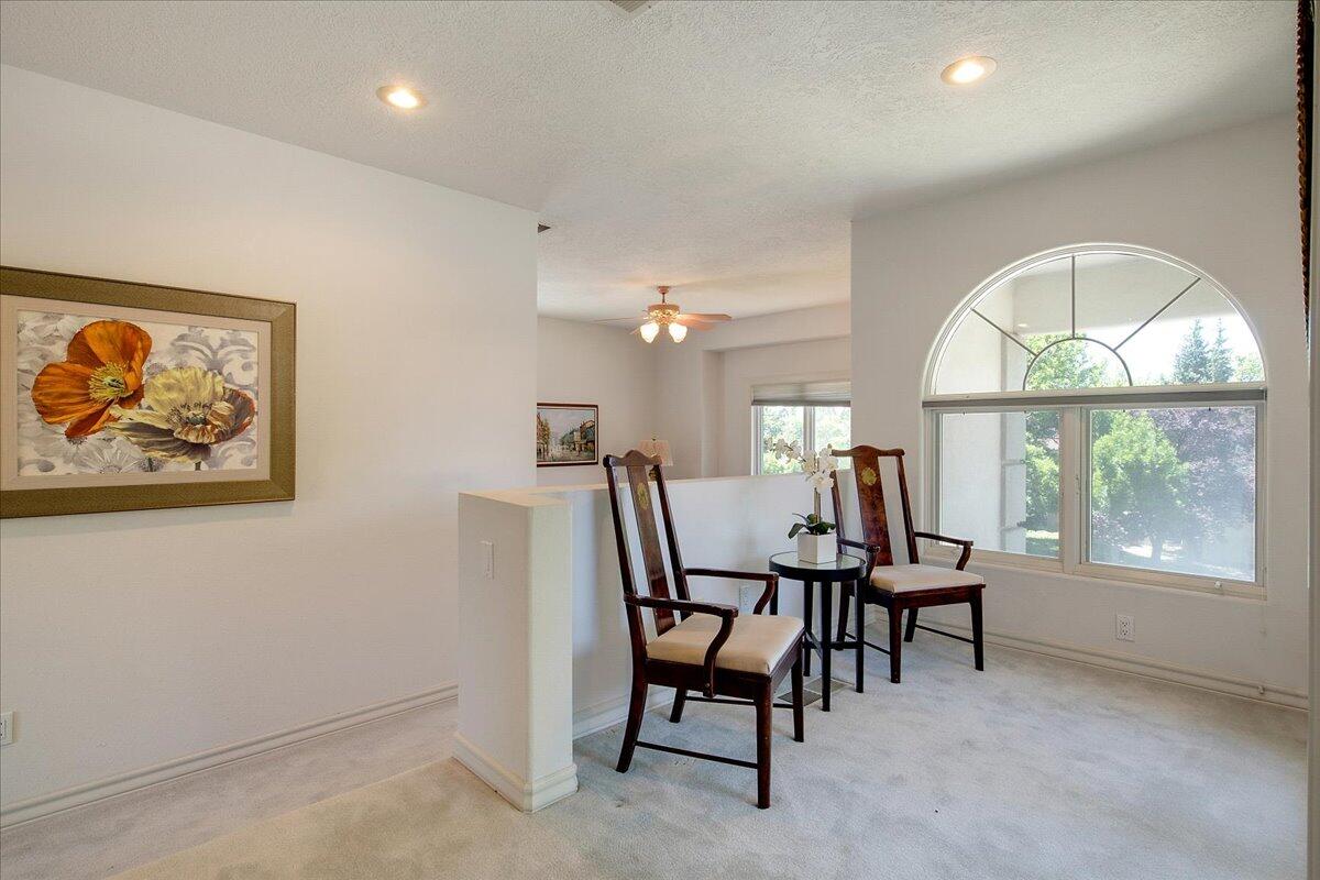 11113 COUNTRY CLUB Drive NE