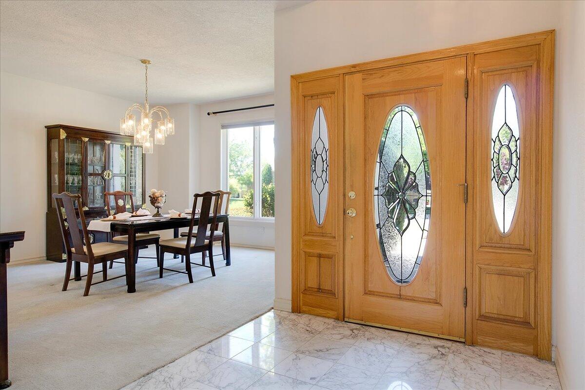 11113 COUNTRY CLUB Drive NE