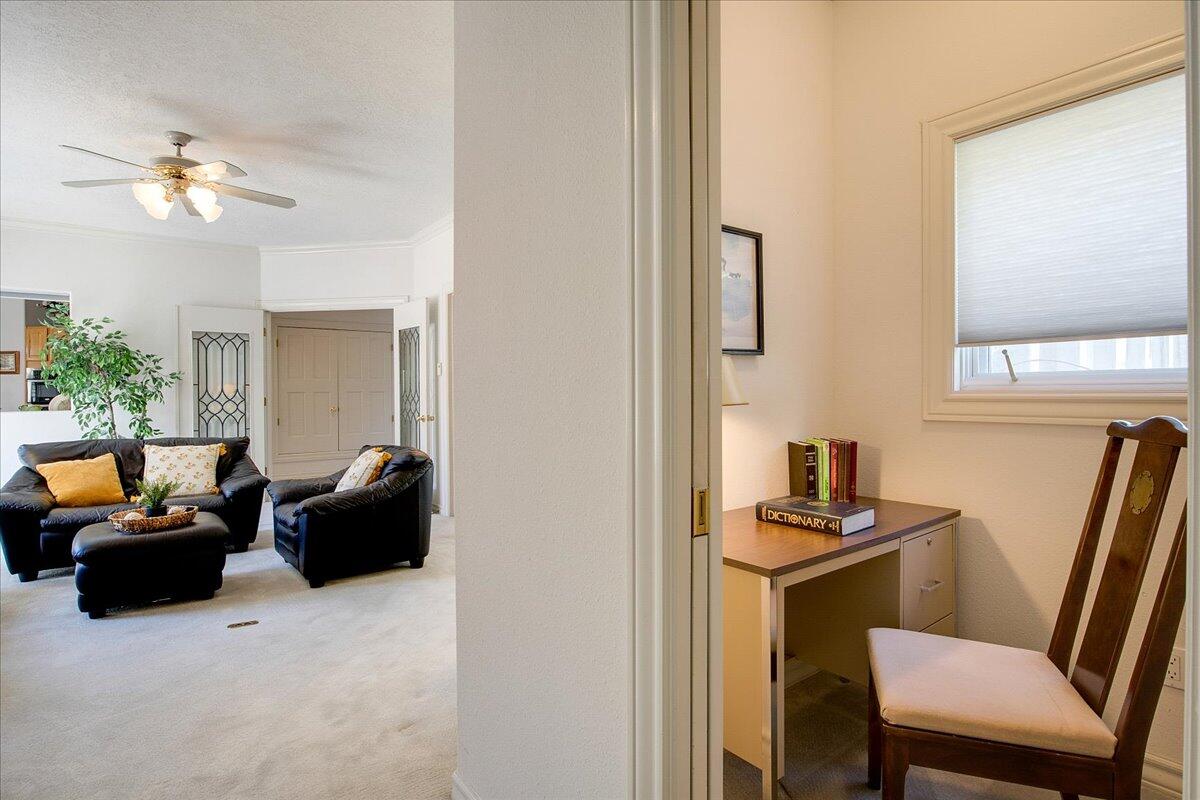 11113 COUNTRY CLUB Drive NE