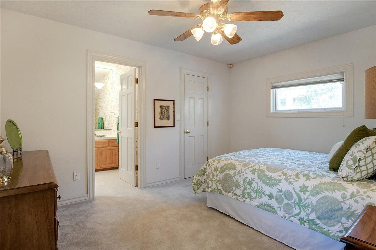 11113 COUNTRY CLUB Drive NE