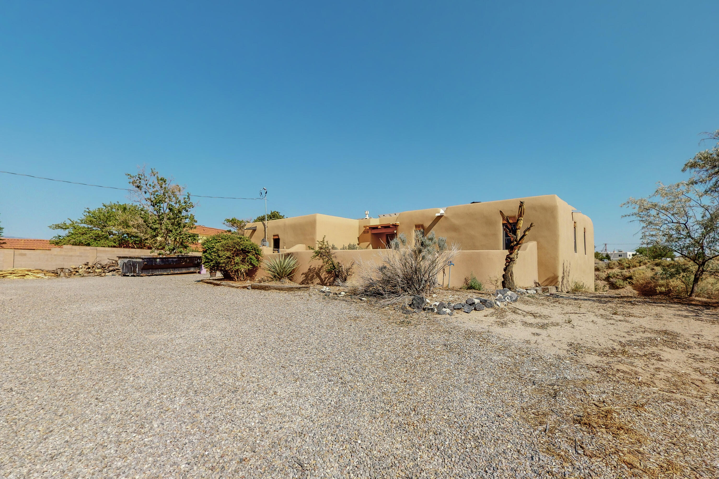 5004 NORTHERN Trail NW