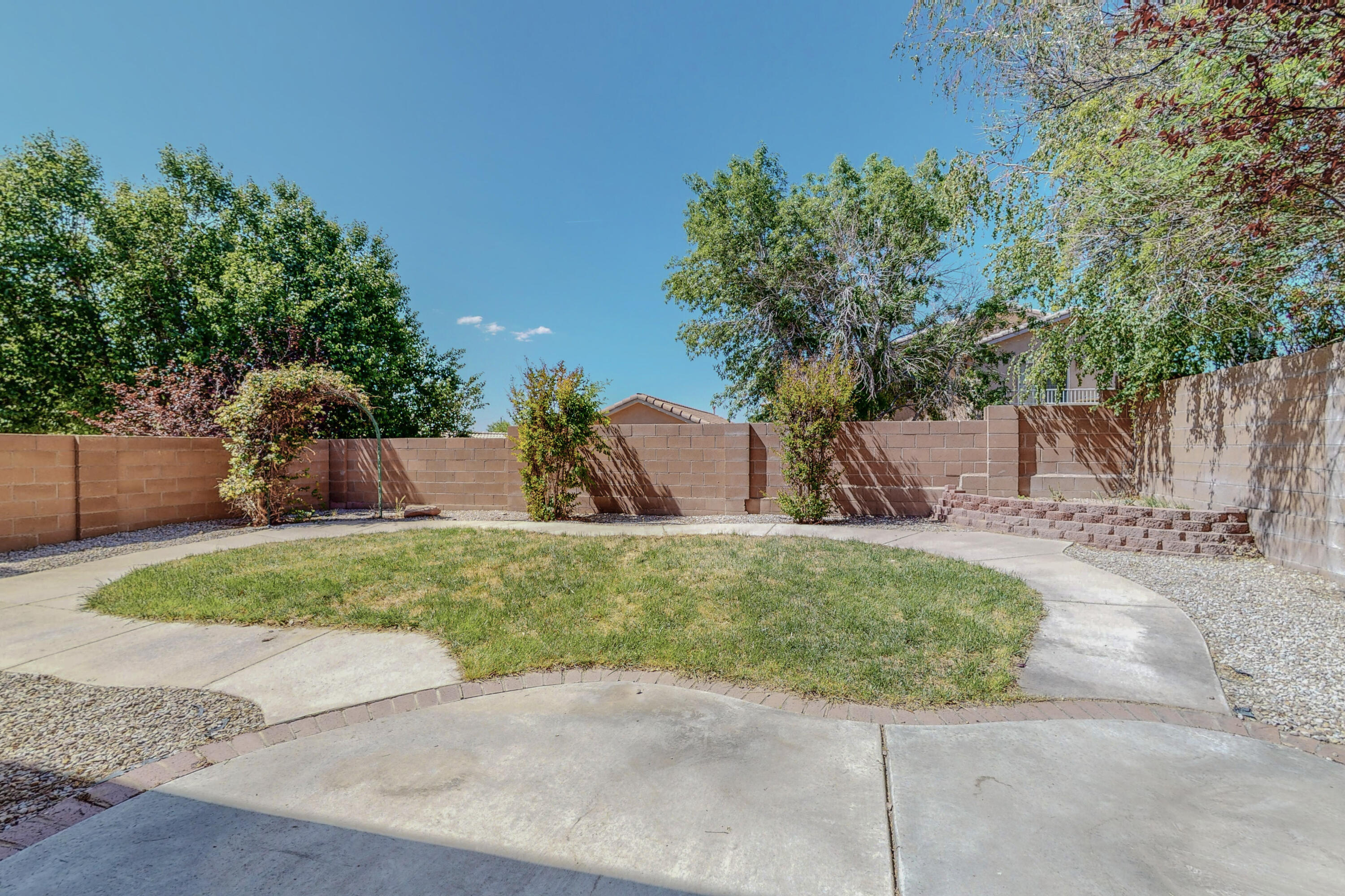 7331 WILD OLIVE Avenue NE
