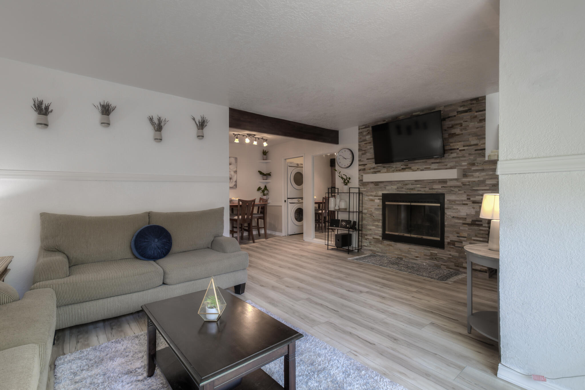 2900 VISTA DEL REY NE Unit: 24C