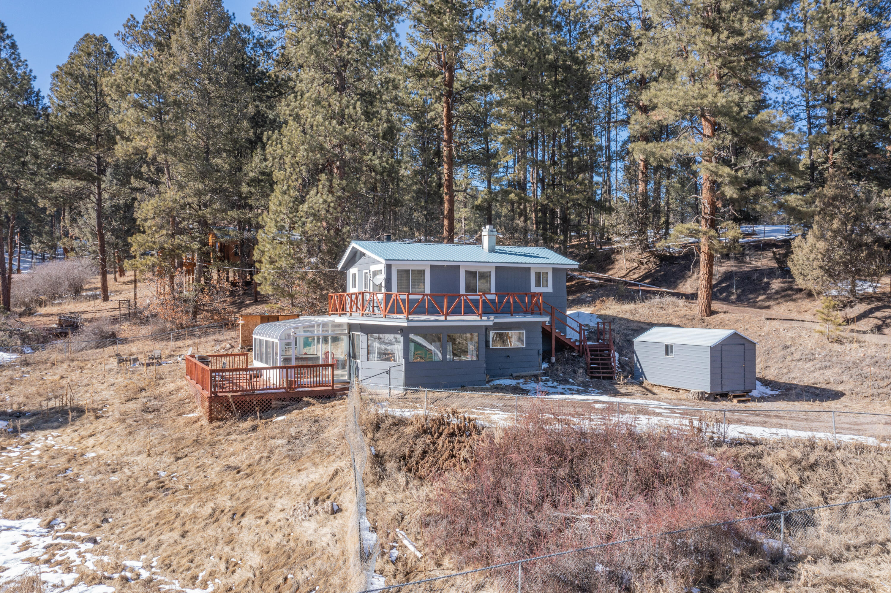 402 HIDDEN VALLEY Road