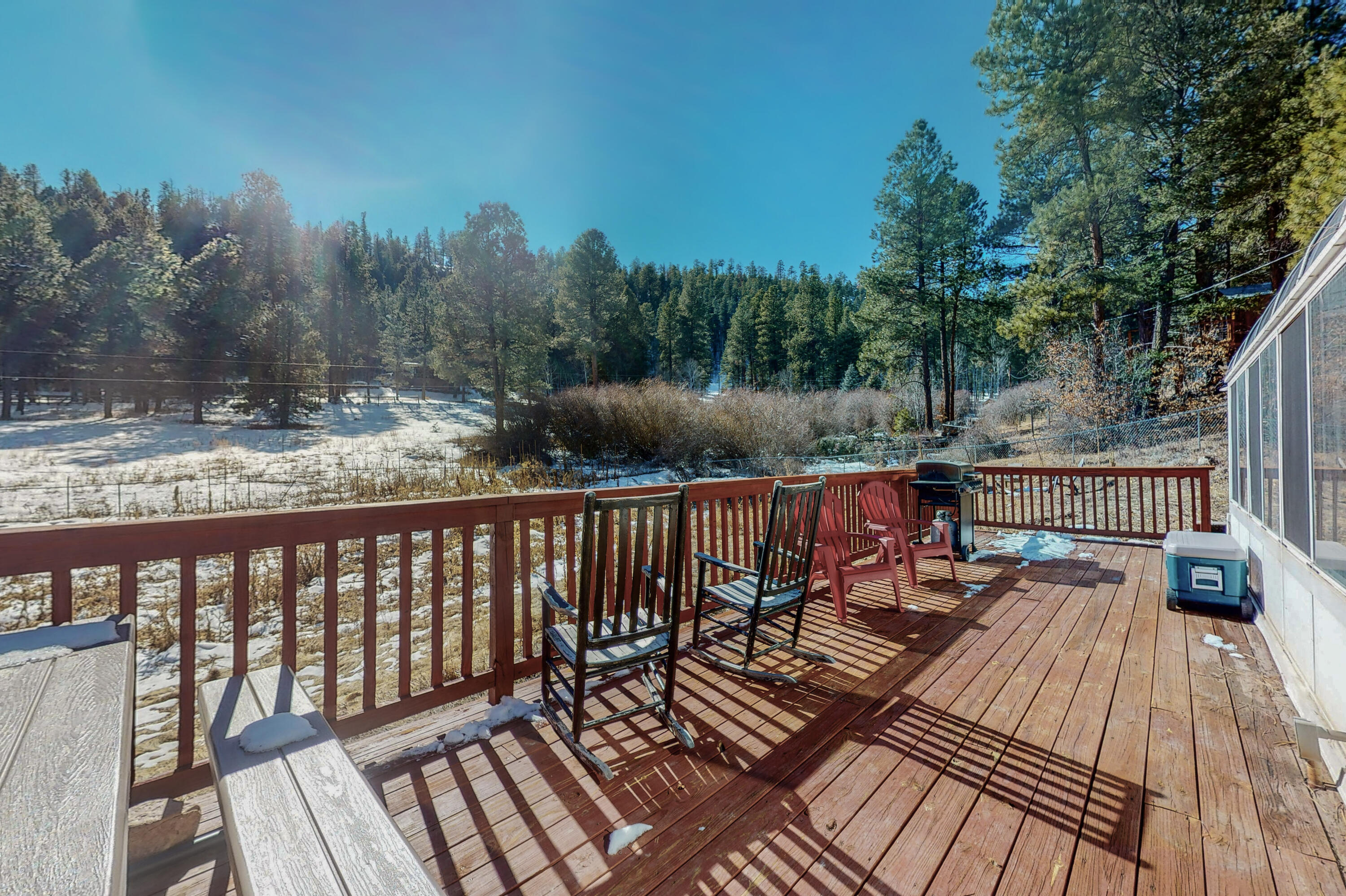 402 HIDDEN VALLEY Road