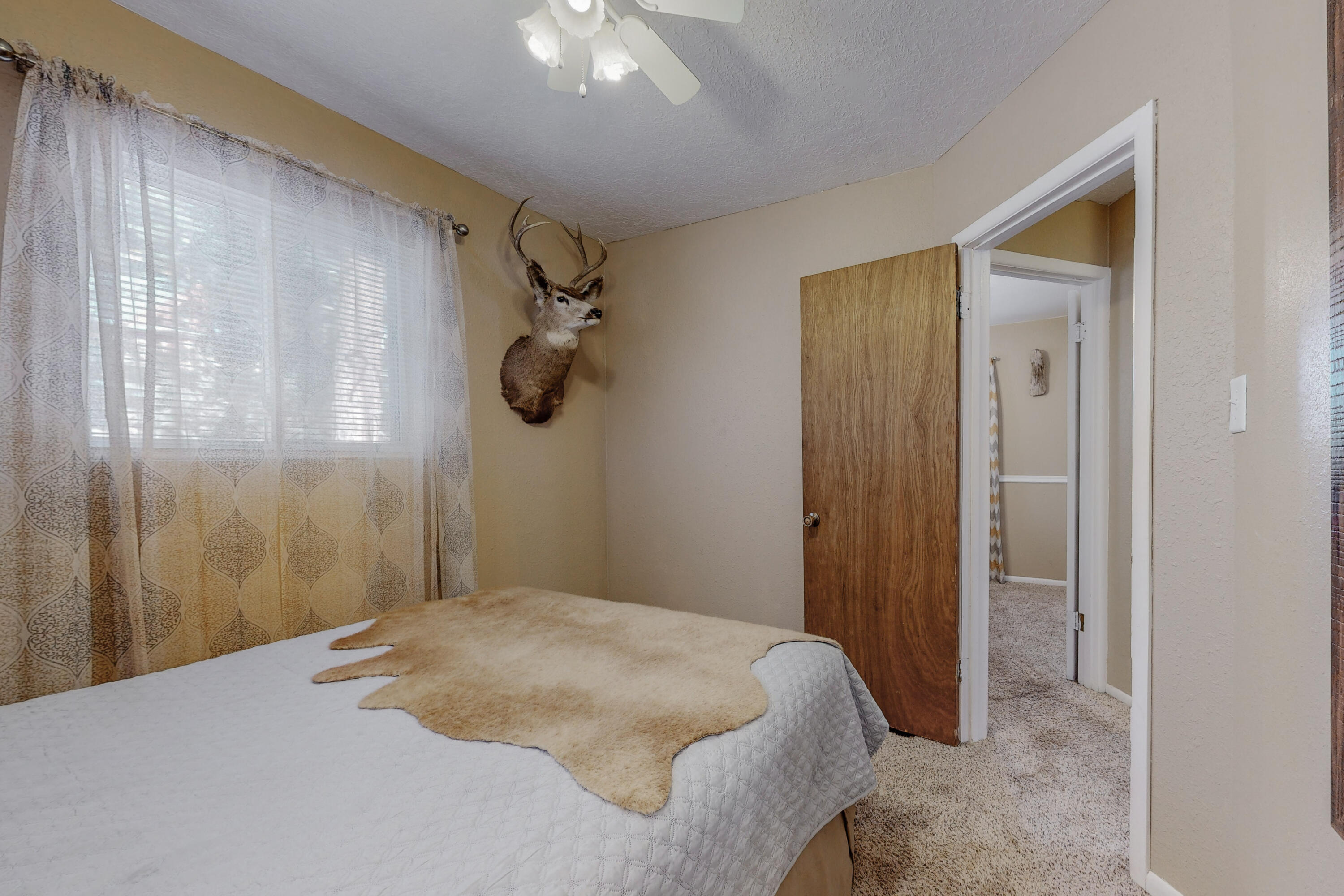 402 HIDDEN VALLEY Road