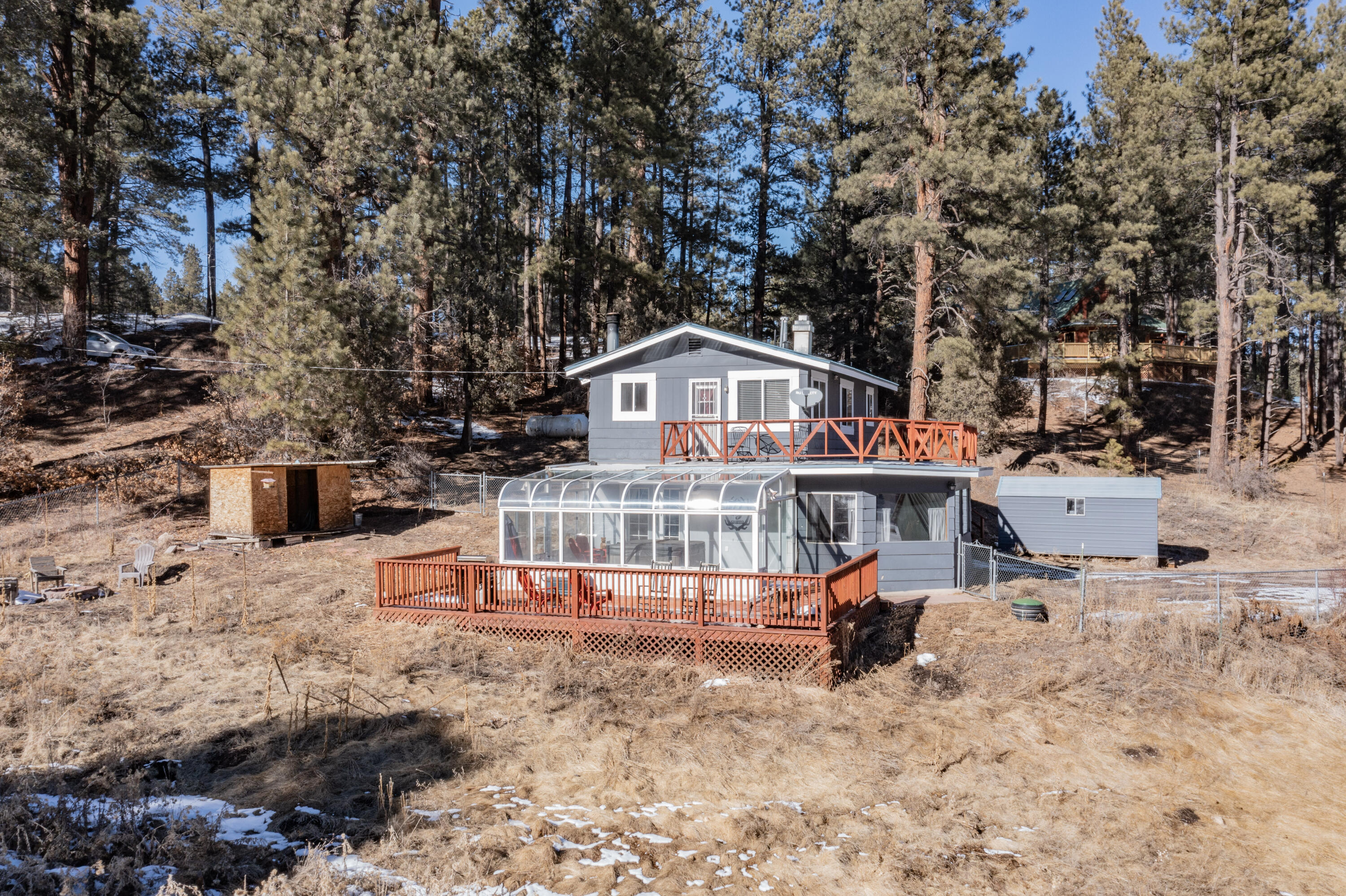 402 HIDDEN VALLEY Road
