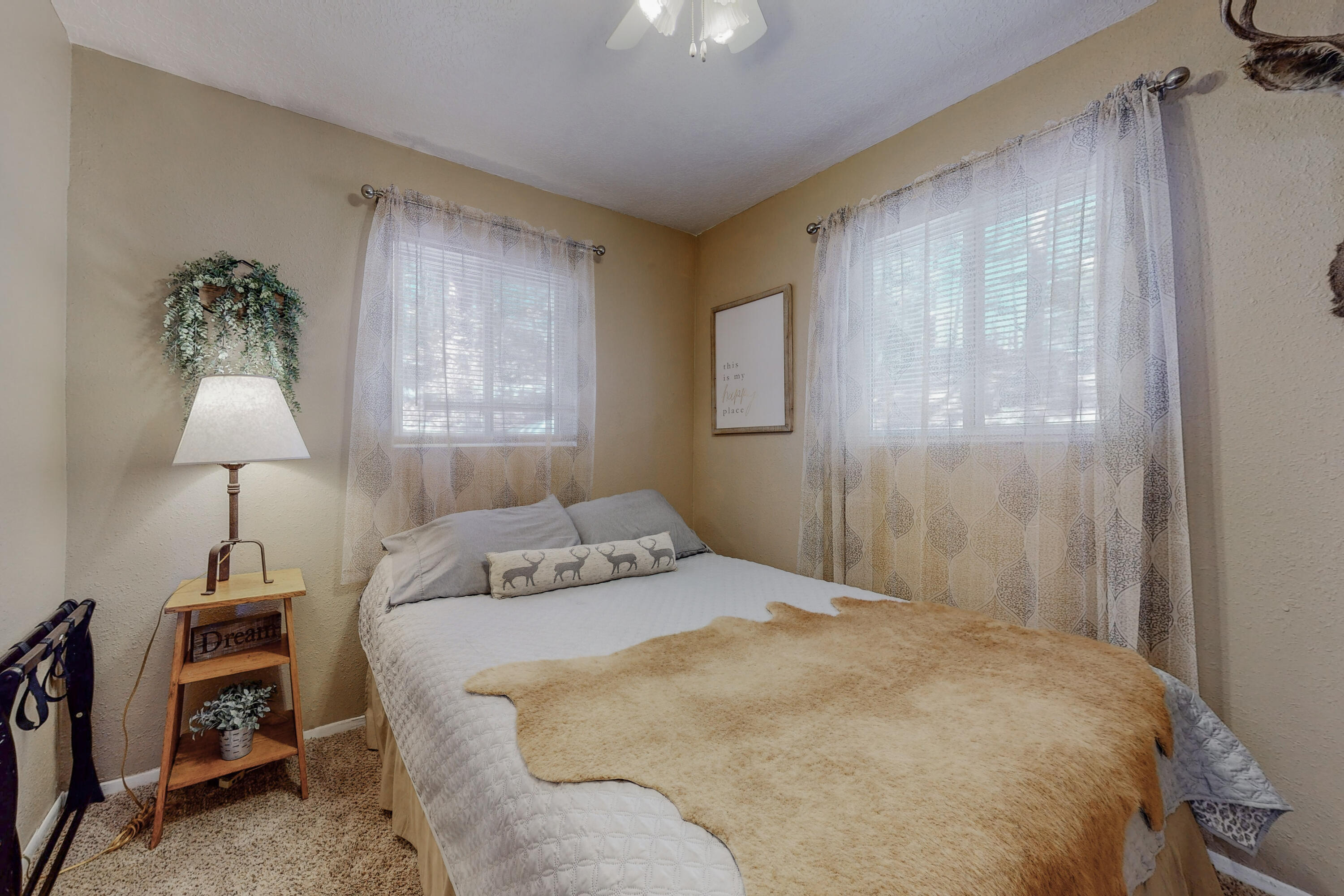 402 HIDDEN VALLEY Road