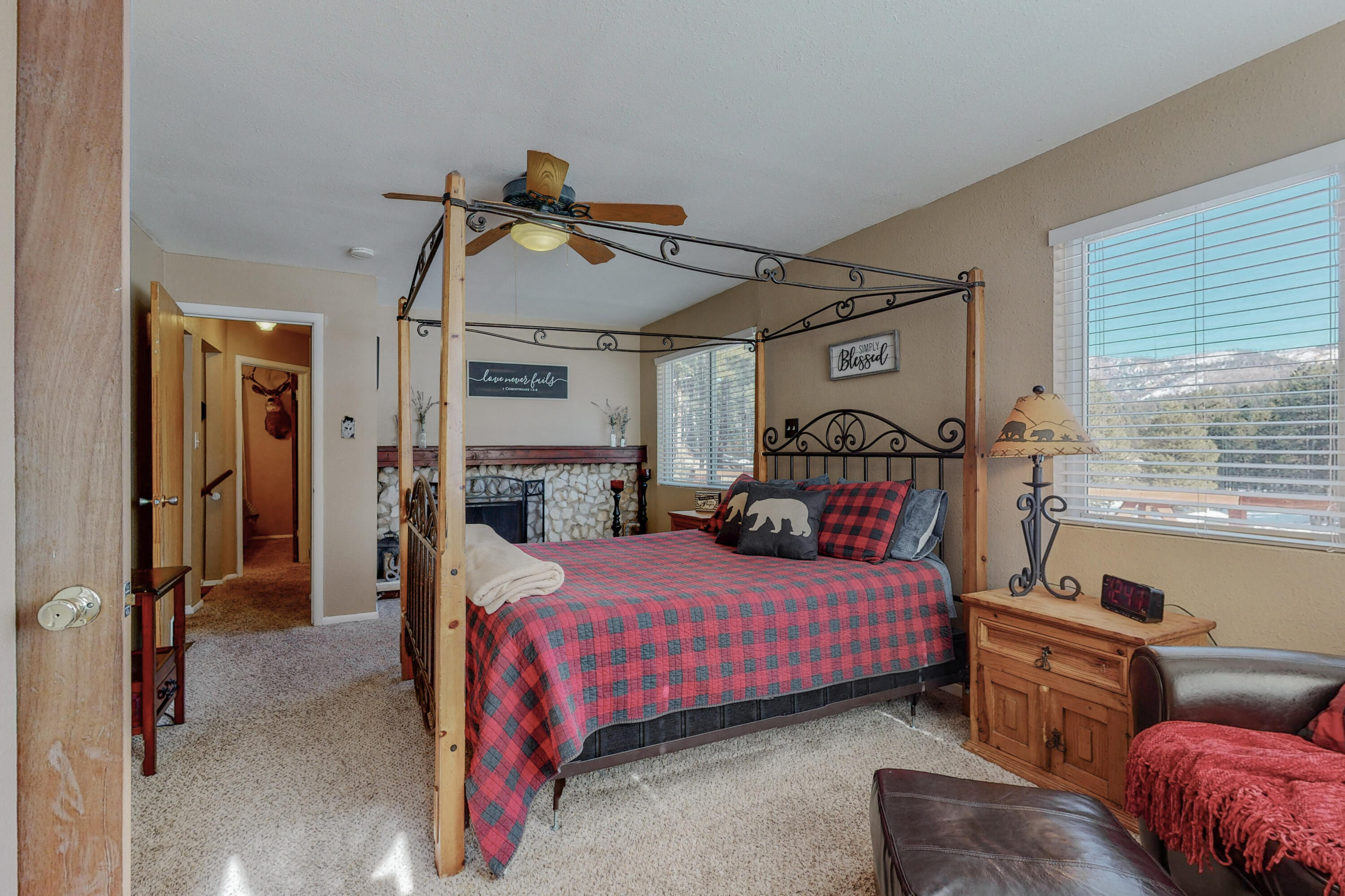 402 HIDDEN VALLEY Road