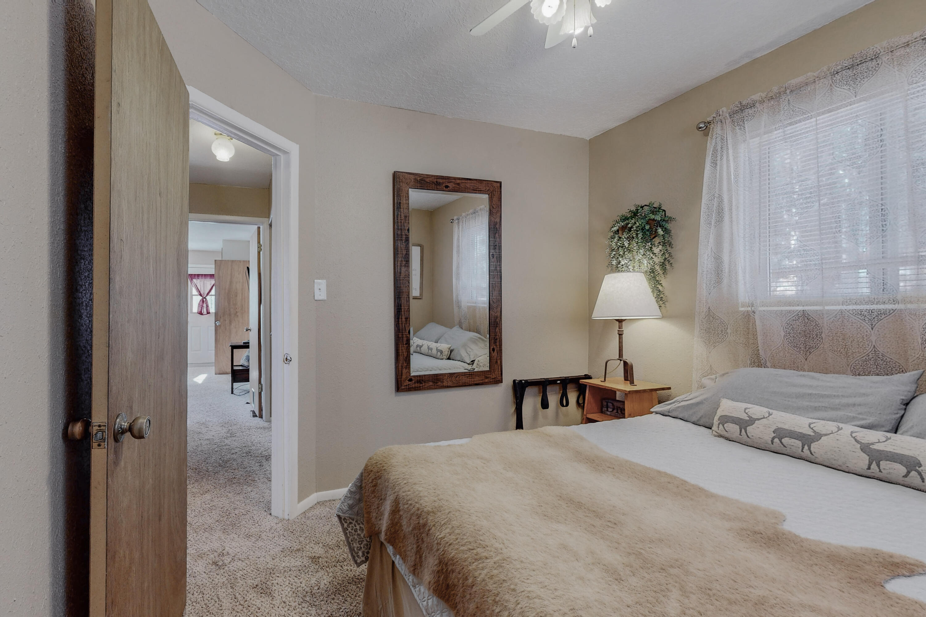 402 HIDDEN VALLEY Road