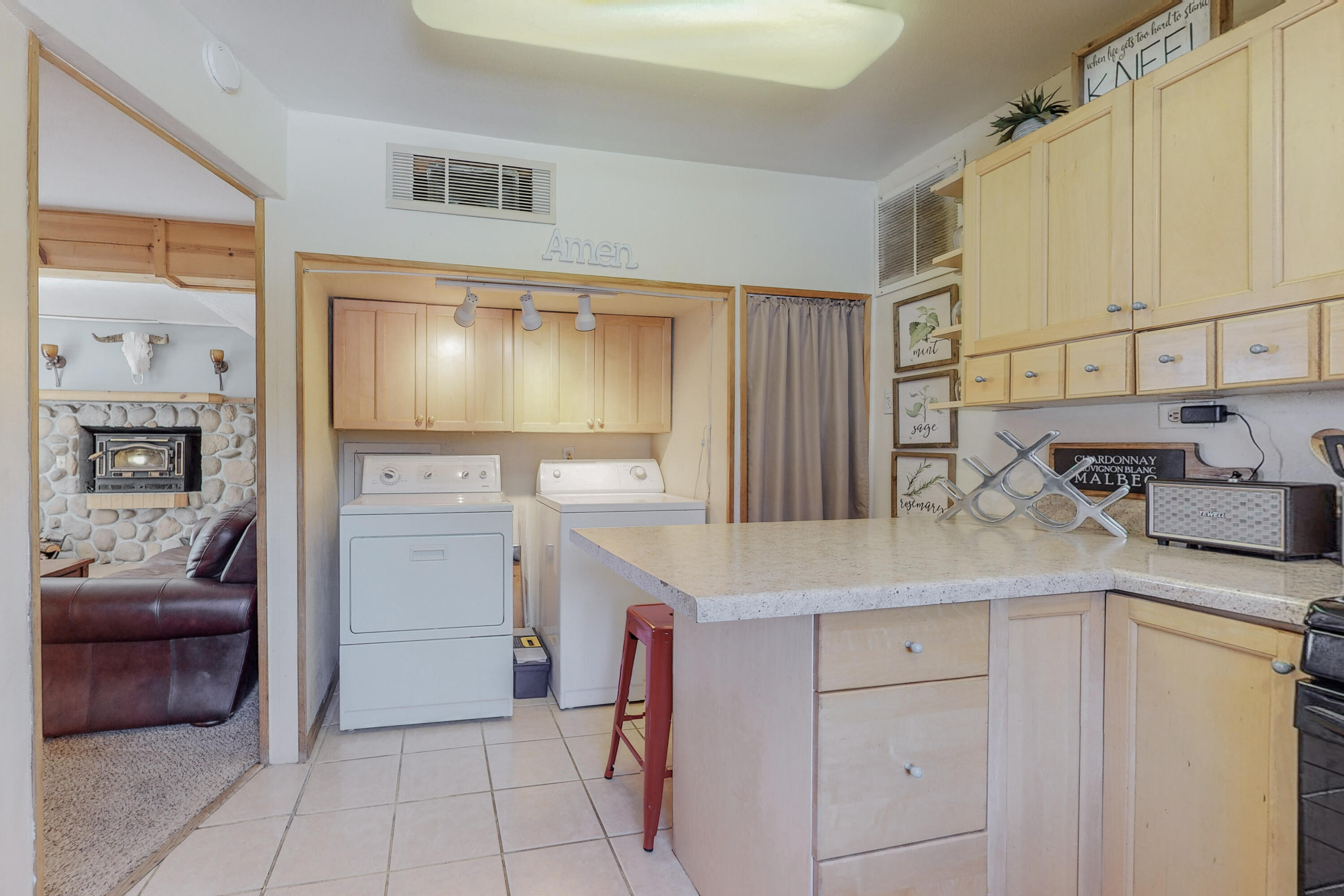 402 HIDDEN VALLEY Road