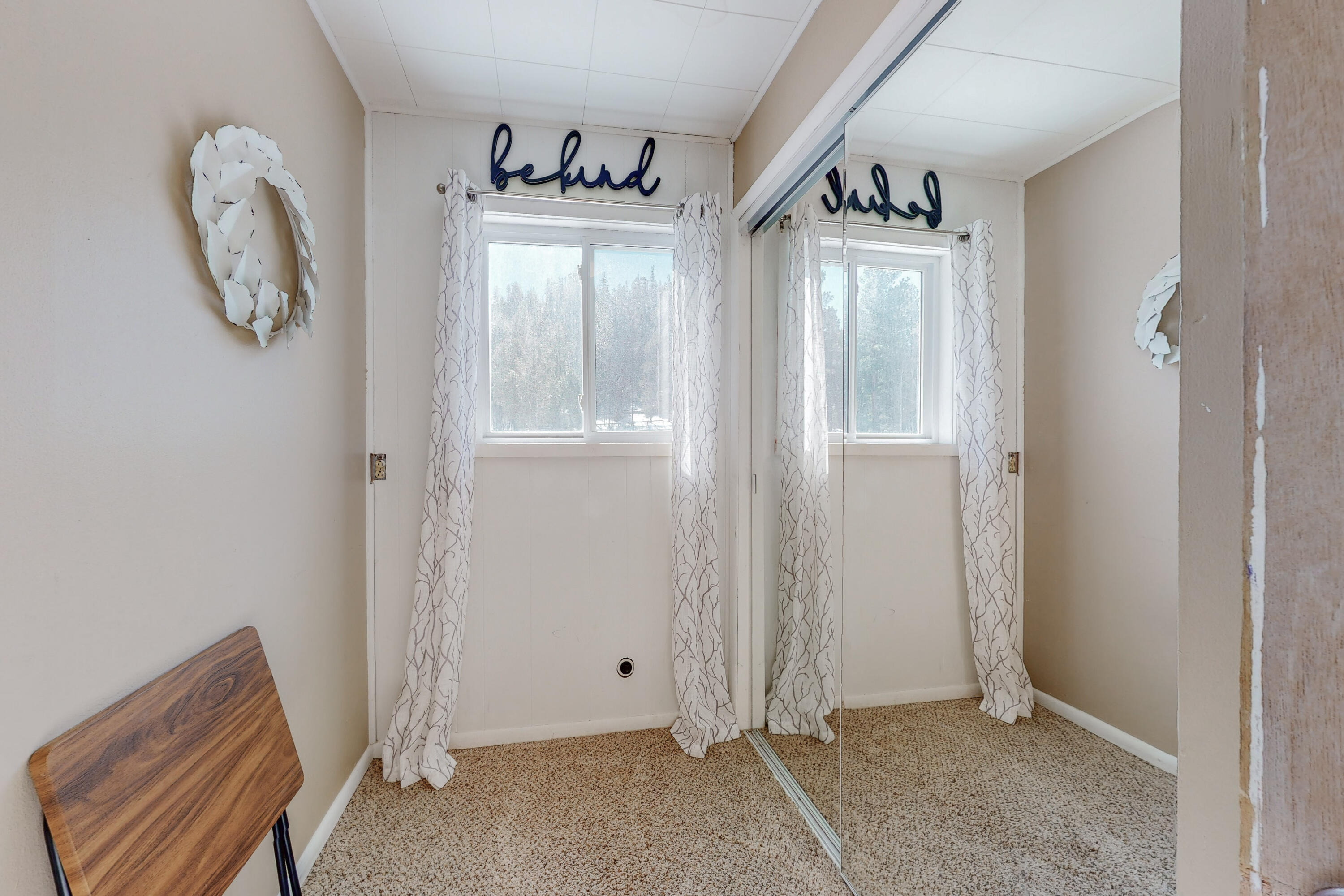 402 HIDDEN VALLEY Road