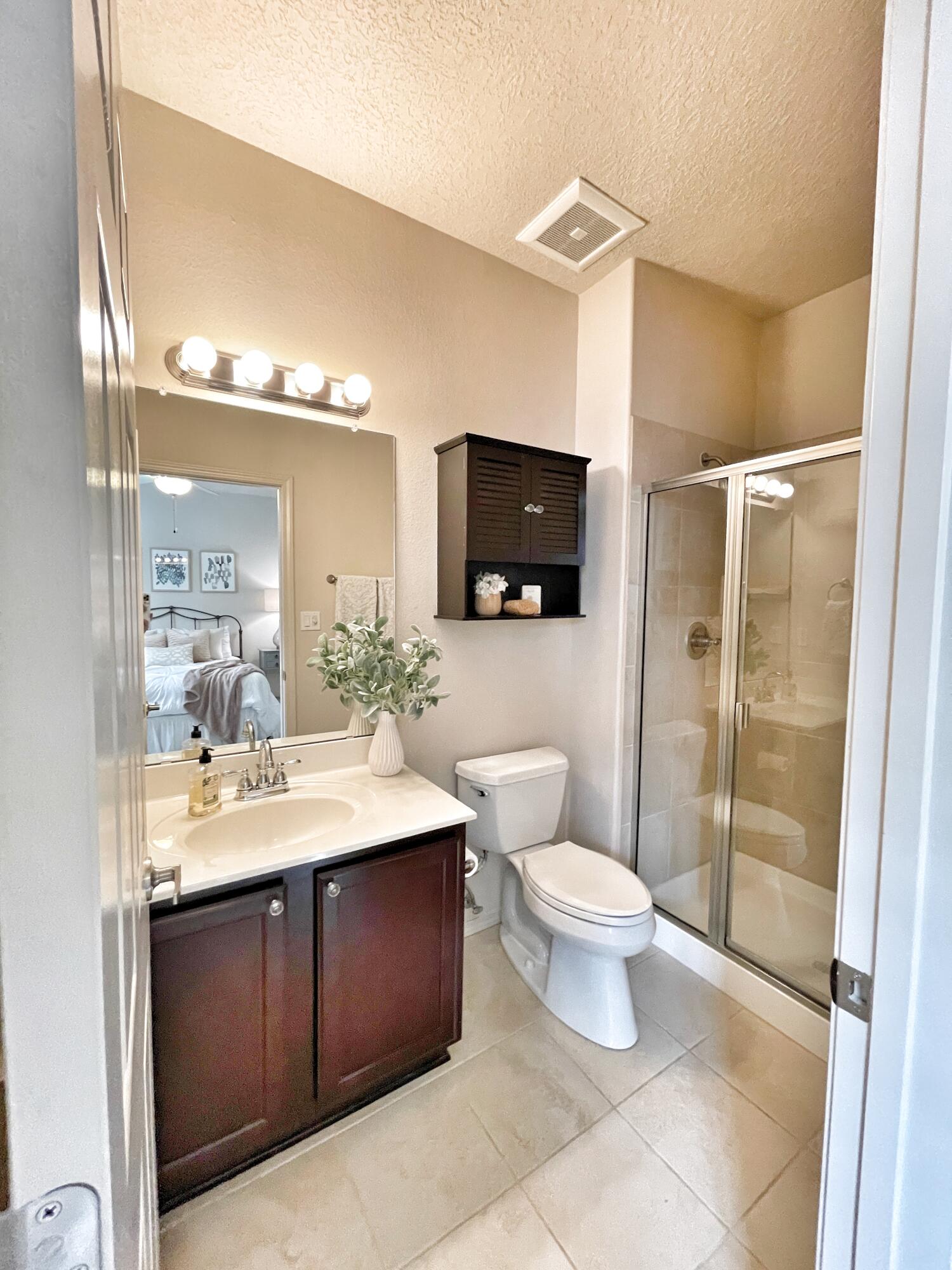 6105 SANTA FE TRAIL Trail NE