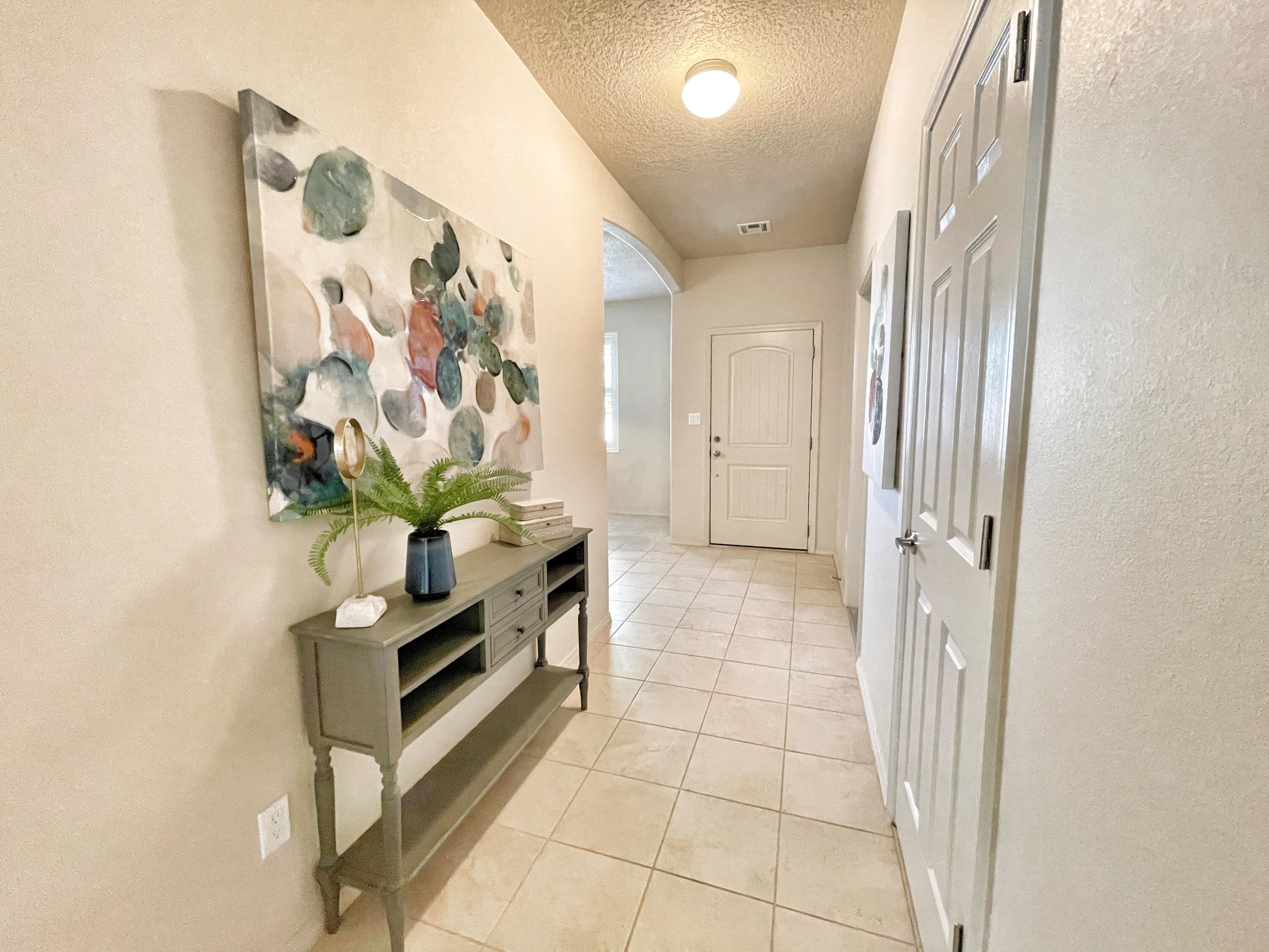 6105 SANTA FE TRAIL Trail NE